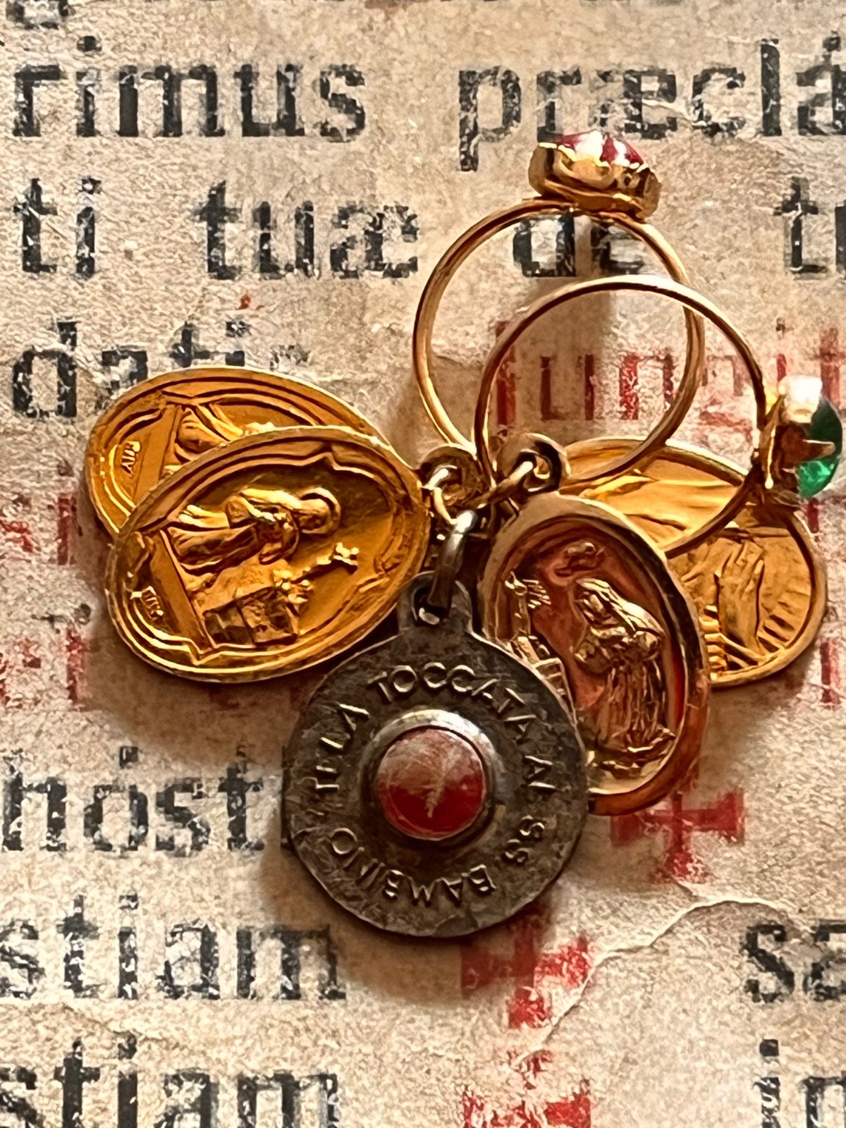 RARE ex-voto St. Rita : rings + medals + Relic Holy Child Jesus of the Ara Coeli