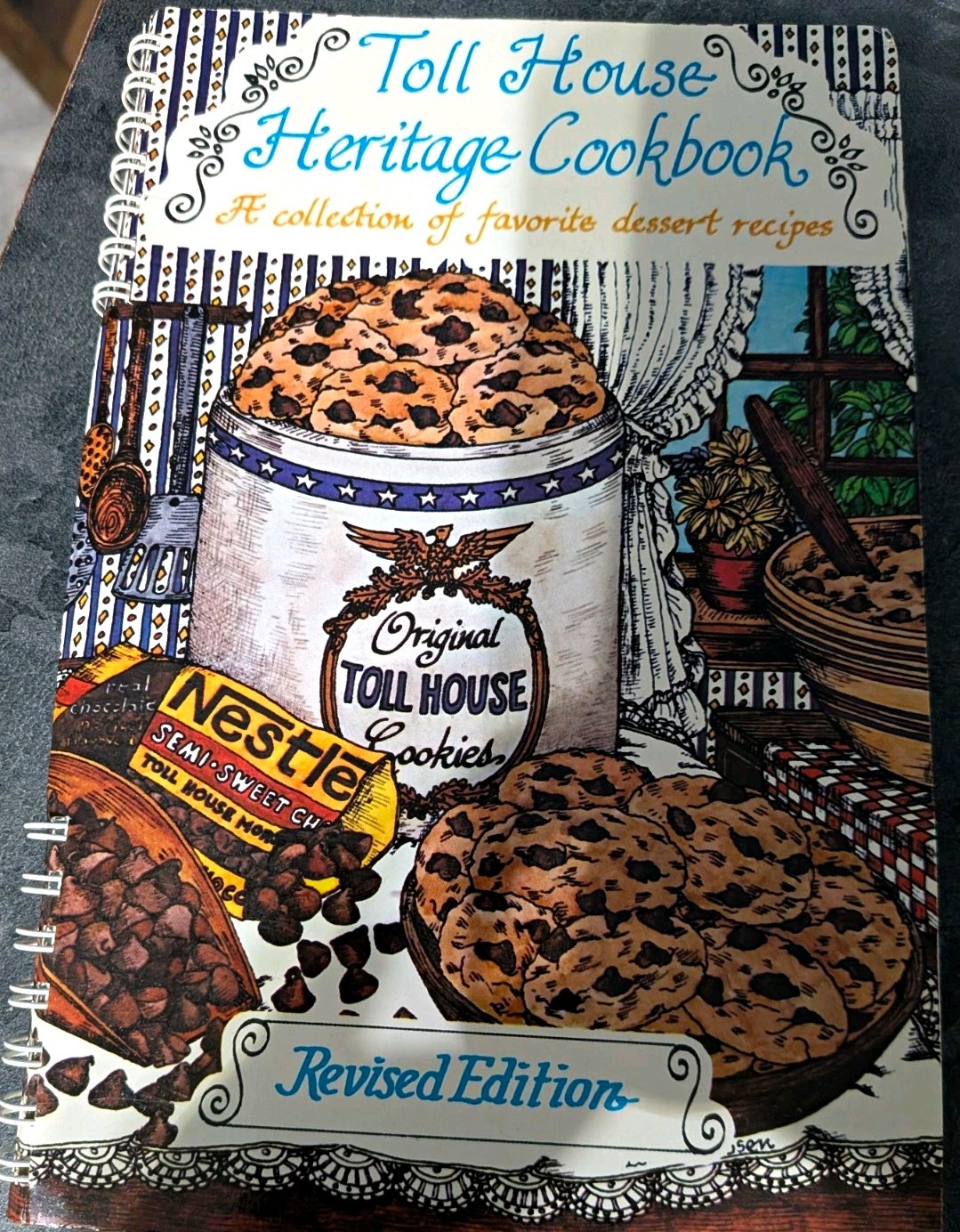Vintage 1984 Nestle Toll House Heritage Cookbook Revised Ed Uncut Coupons