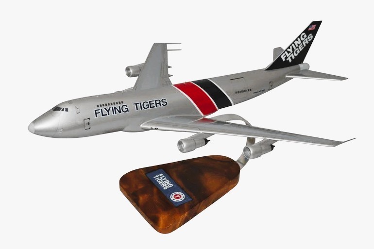 Flying Tigers Cargo Boeing 747-200F Desk Top Display Jet Model 1/144 SC Airplane
