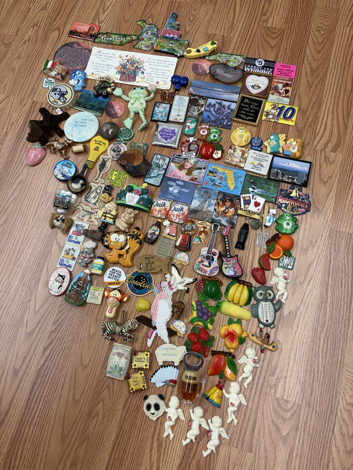 Lot of 135 VTG GrannyCore Refrigerator Fridge Magnets Friskies USA States Kitsch