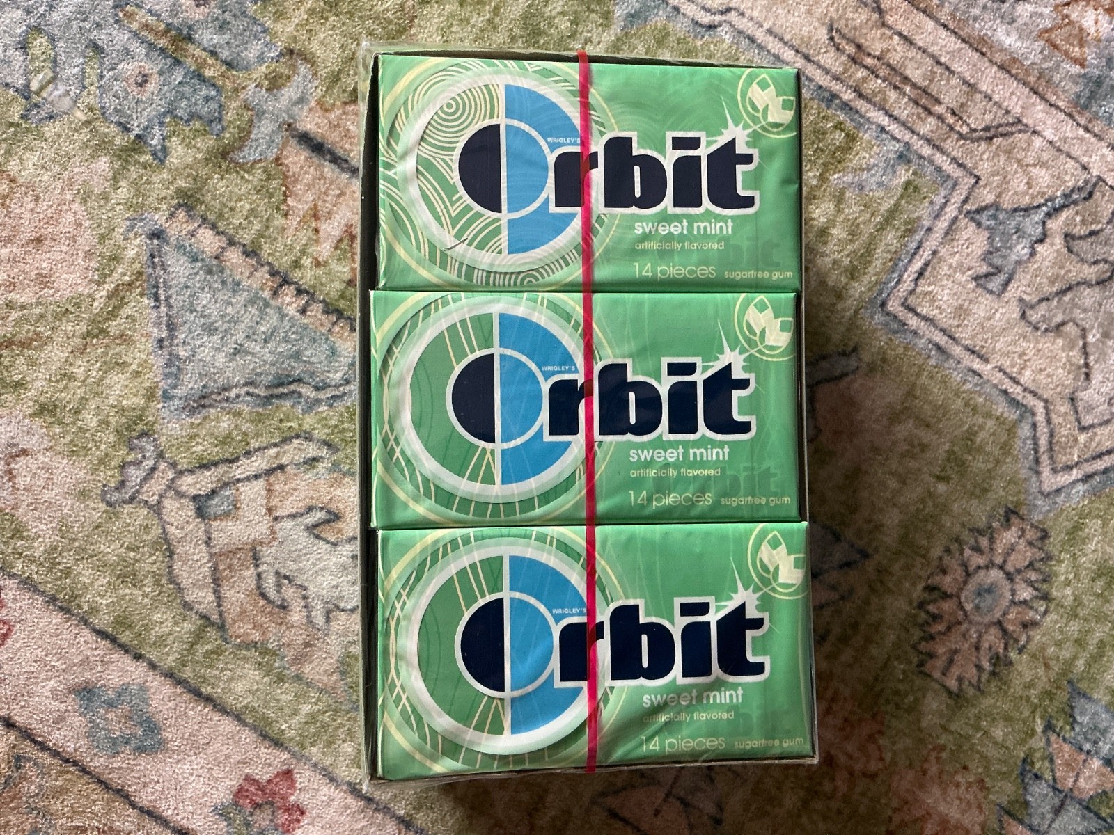 12  Orbit SWEET MINT Chewing Gum Collector Packs. HTF/Discontinued/BB-2011