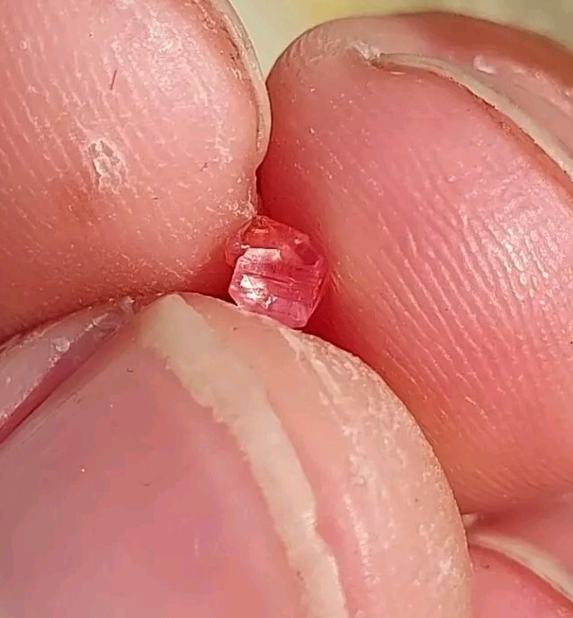 ULTRA GEM RHODOCHROSITE N’Chwaning II Mine, KMF, South Africa