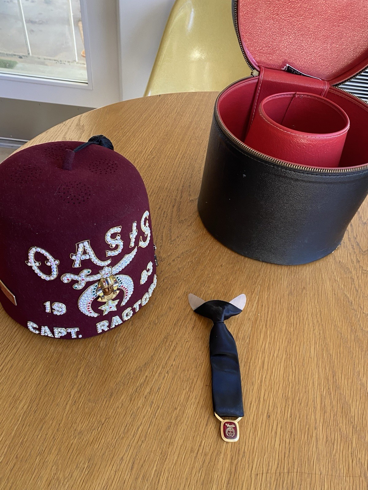 Vintage Mason Freemason Shriner Fez Oasis Capt Ragtops Highly Decorated Jeweled 