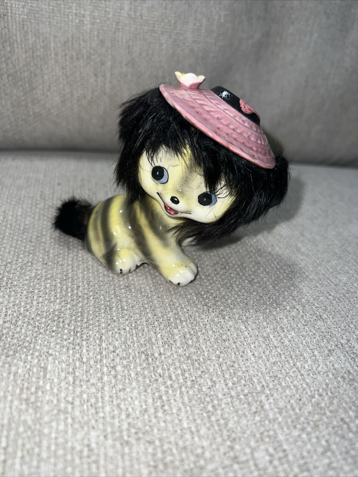 California Creations by Bradley Dog Figurine Tiger Yellow Stripes Pink Hat Fur