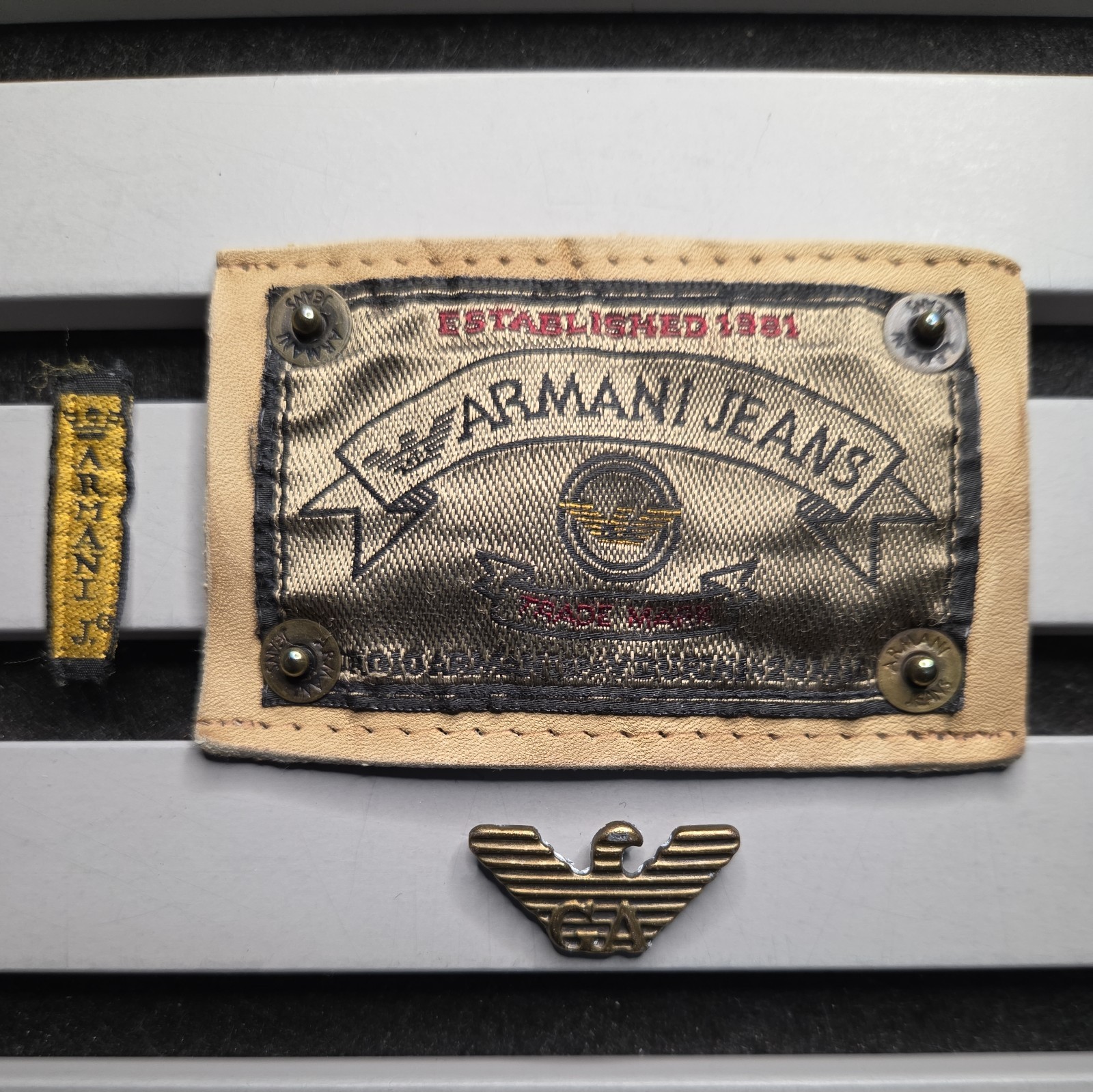 Vintage Armani Jeans Soft Leather Replacement Patch Badge Label Denim Jeans P51