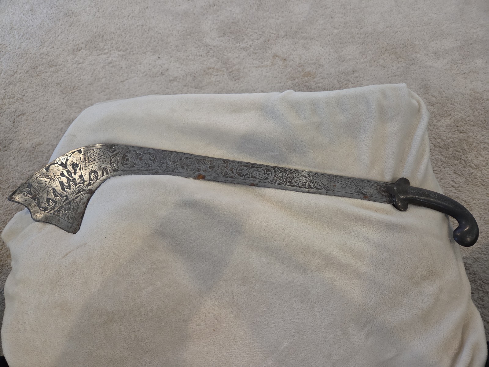 Antique 19th C. Nepalese Kora Sword 27+\