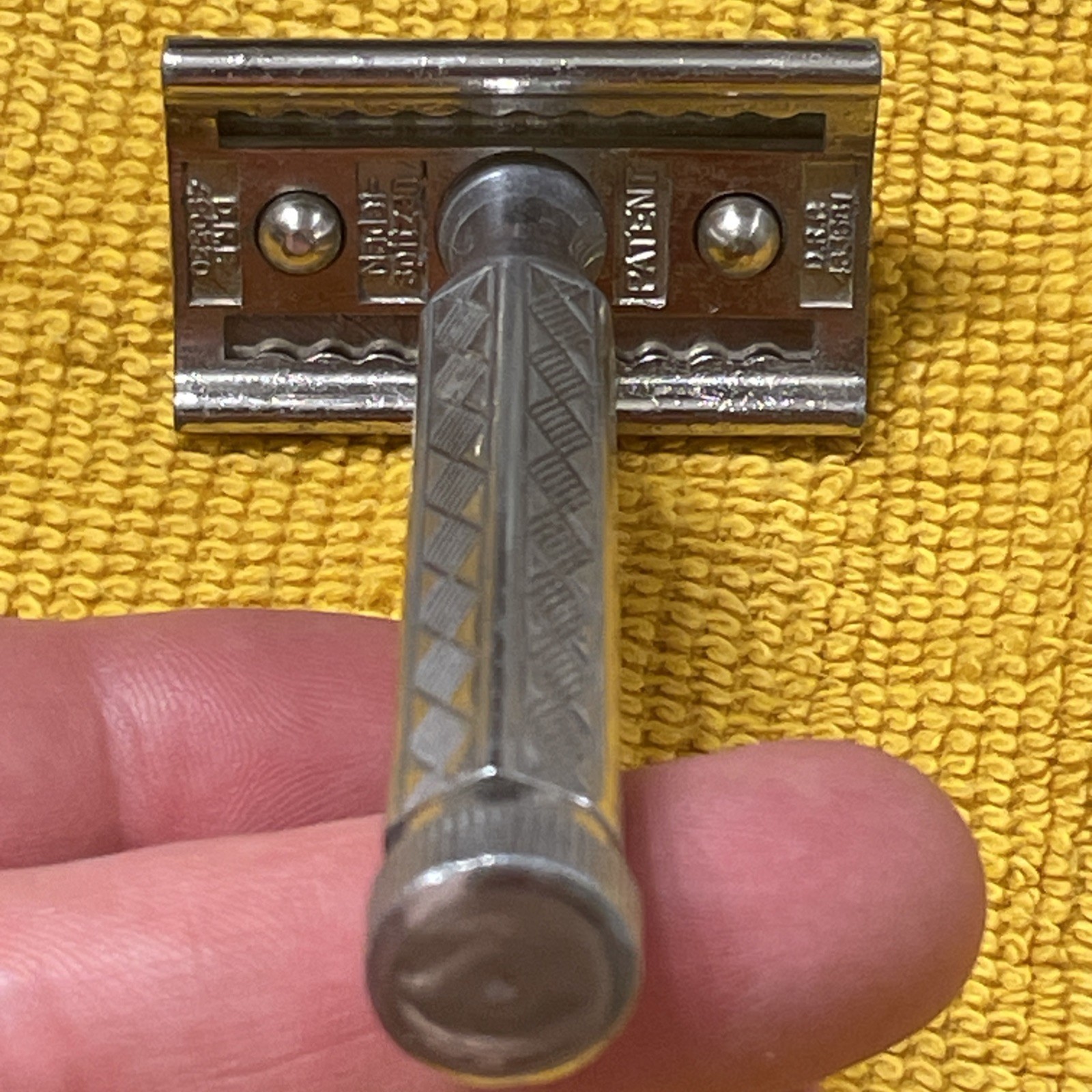 Rare Vintage Mulcuto Nadelspitzen Needlepoint Germany Non Gillette (non slant)
