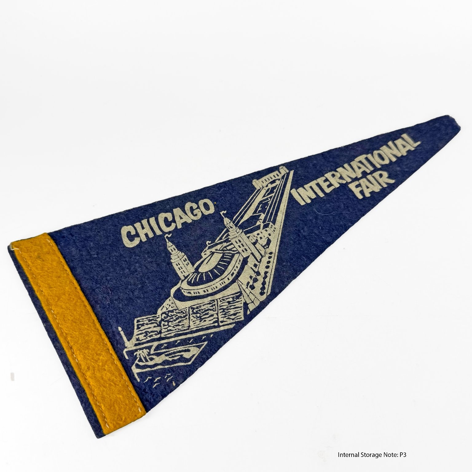 Vintage Chicago International Fair Felt Pennant Souvenir Blue Illinois Travel