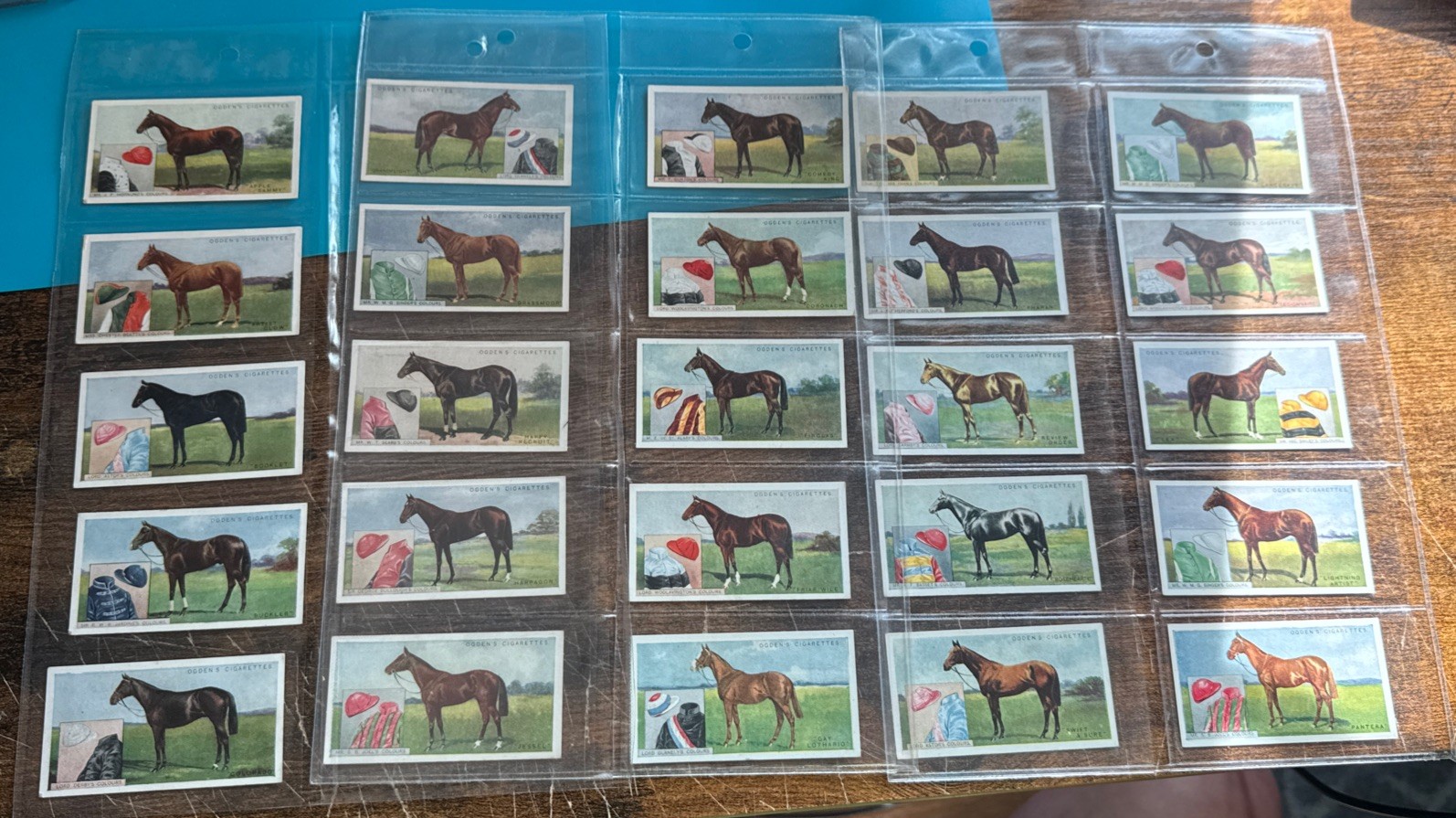 CIGARETTE CARDS. Ogdens Tobacco. DERBY ENTRANTS 1926. (Racing) (Set of 25)(1926)