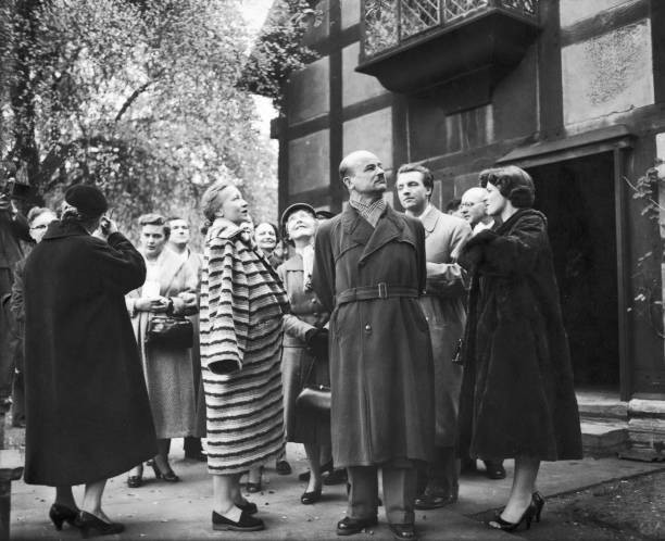 Russian ballerina Galina Ulanova other members of Bolshoi Ballet v- Old Photo