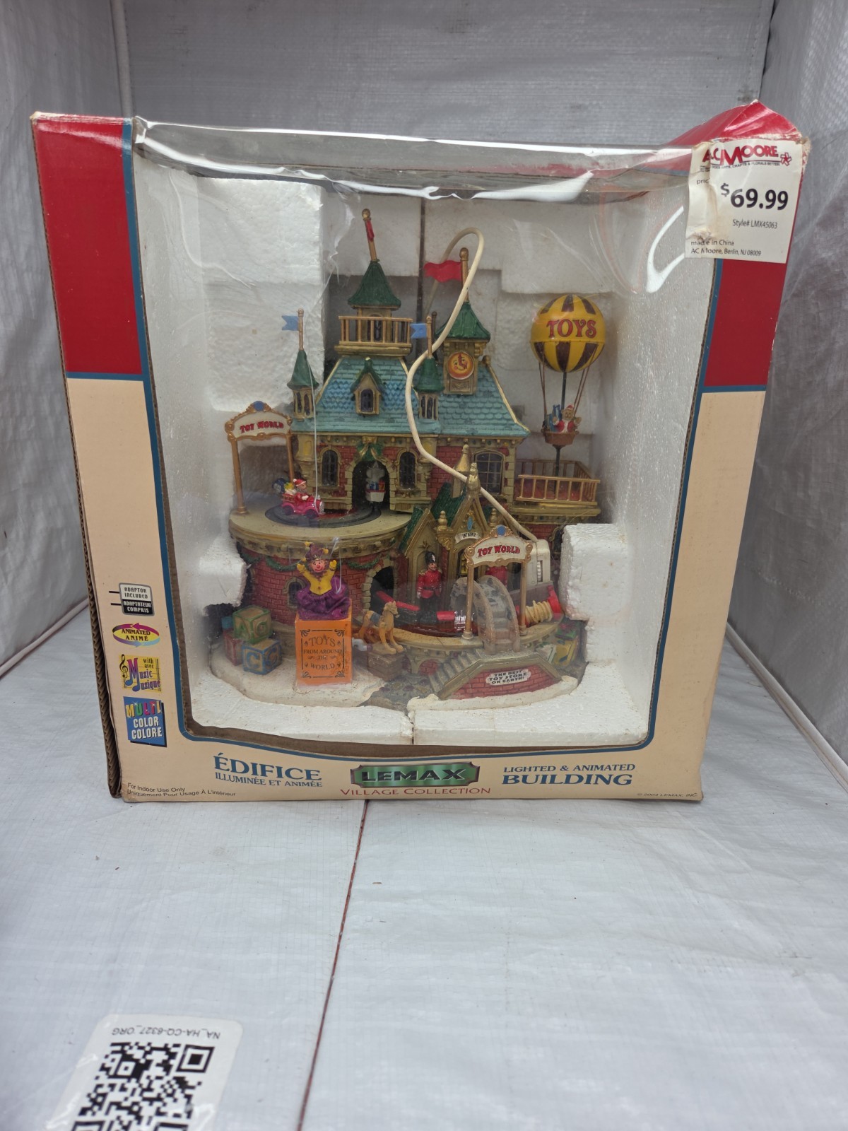 Lemax~Christmas Holiday Village Toy World~45063~Sound,Lights & ONLY CARS MOVE Lemax~Christmas Holiday Village Toy World~45063~Sound,Lights & ONLY CARS MOVE