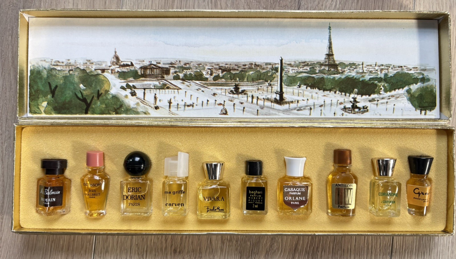 Vintage Les Meilleurs Parfums de Paris Miniature Perfume Set 10 FULL Bottles