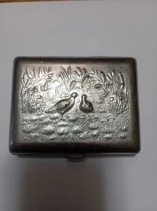 Cigarette case Cigarette case