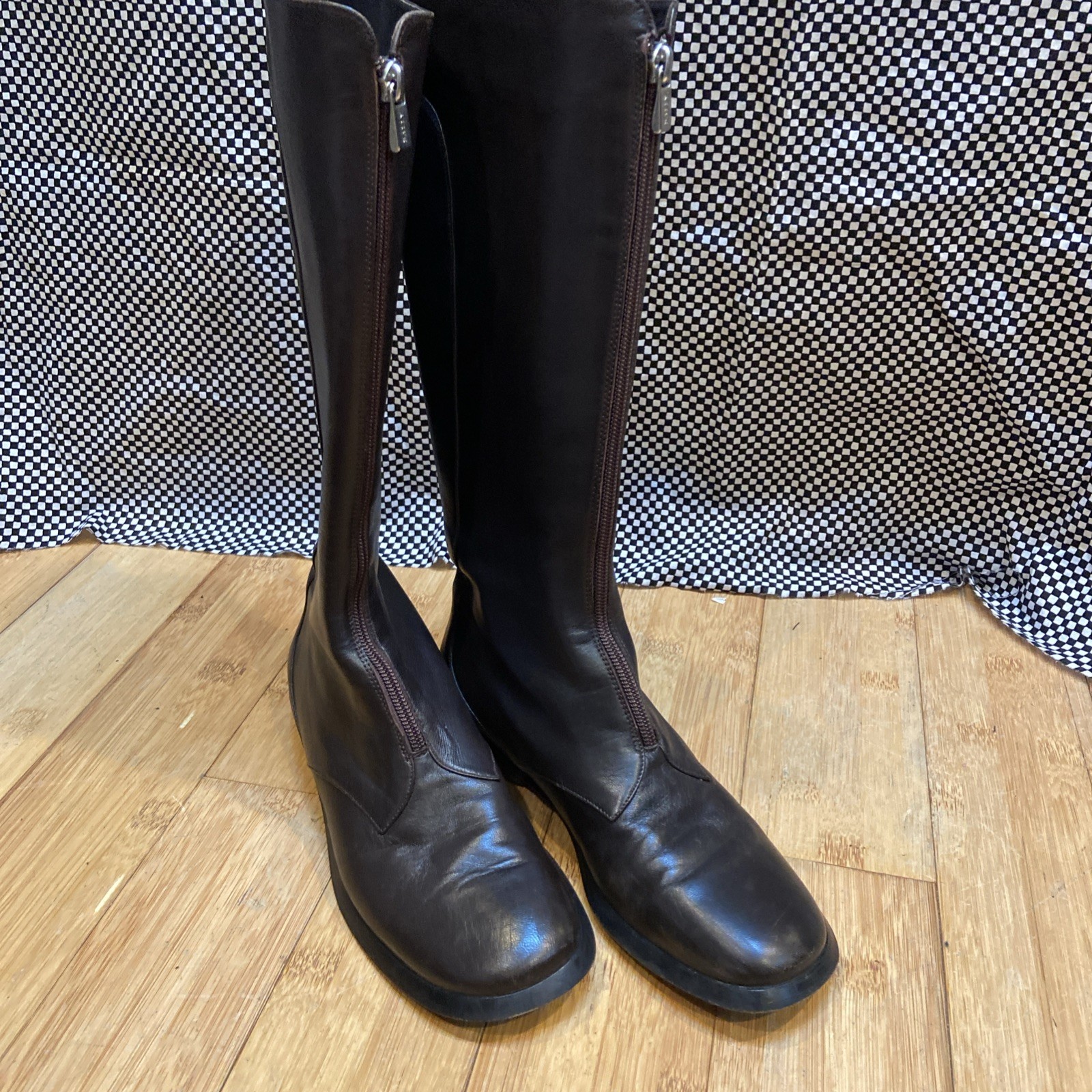 Stunning Brown Leather Bally Boots Size 6 Worn Twice