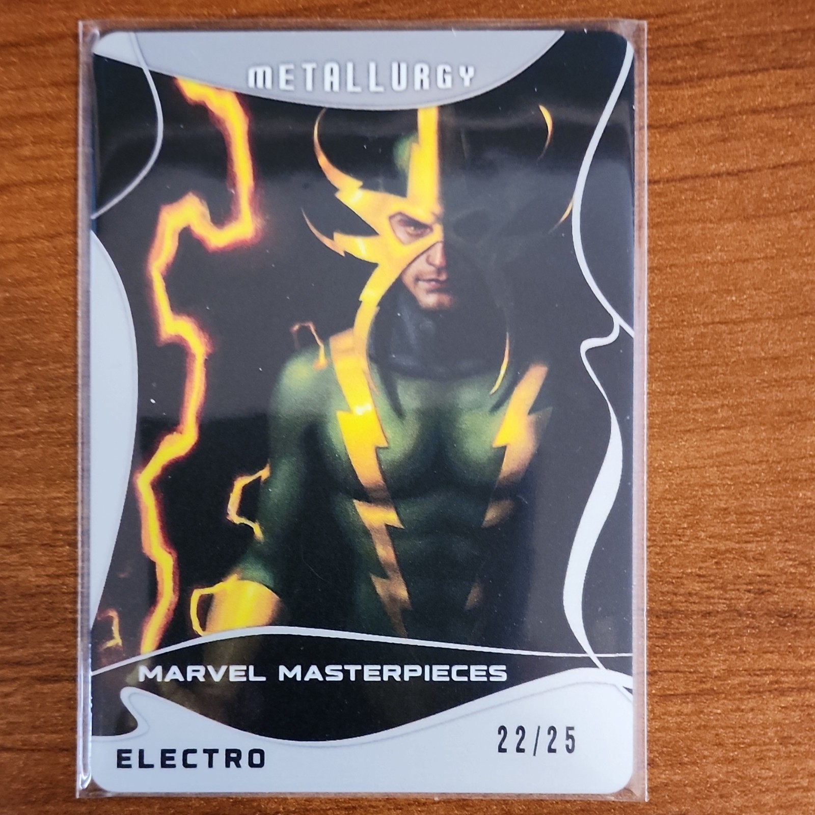 UD 2022 Dan Dos SantosMarvel Masterpieces Metallurgy Electro #5 Serial 22/25