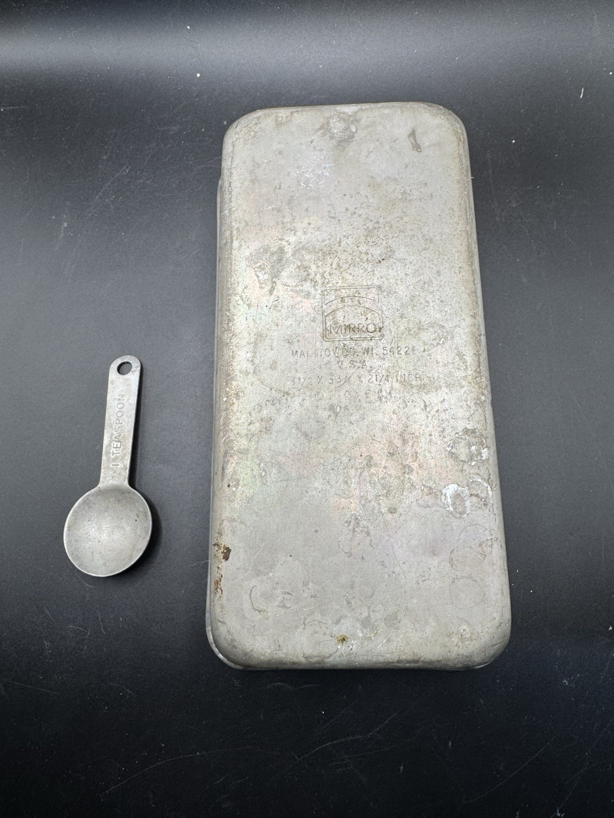 Vintage Mirro Aluminum Loaf Pan 5117M 9x5 x2.25 & Aluminum Measuring Spoon Set