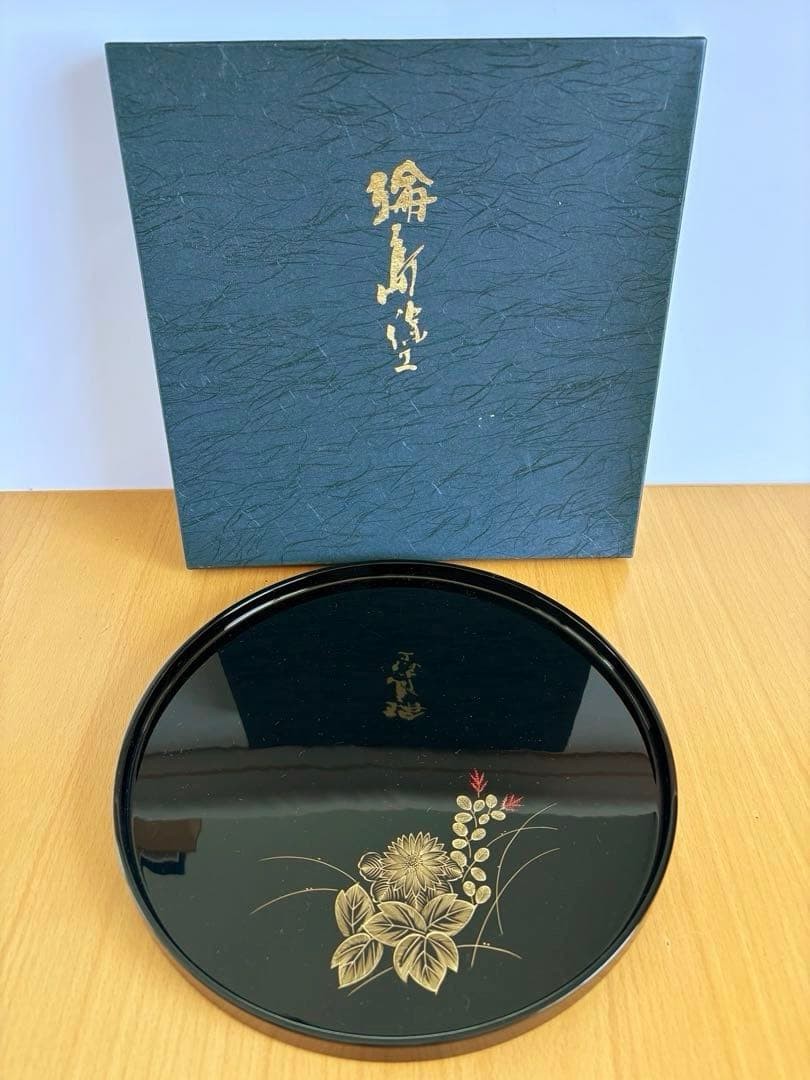 Wajima Nuri Round Tray Black Lacquer 27 cm Diameter New Elegant Design