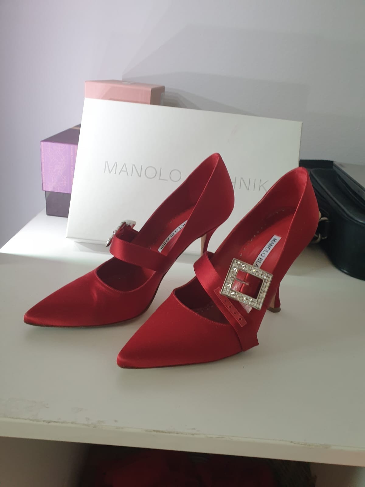 Manolo Blahnik Yaunde Red Satin Mary Jane Pumps Crystal Buckle EU 37 US 6.5