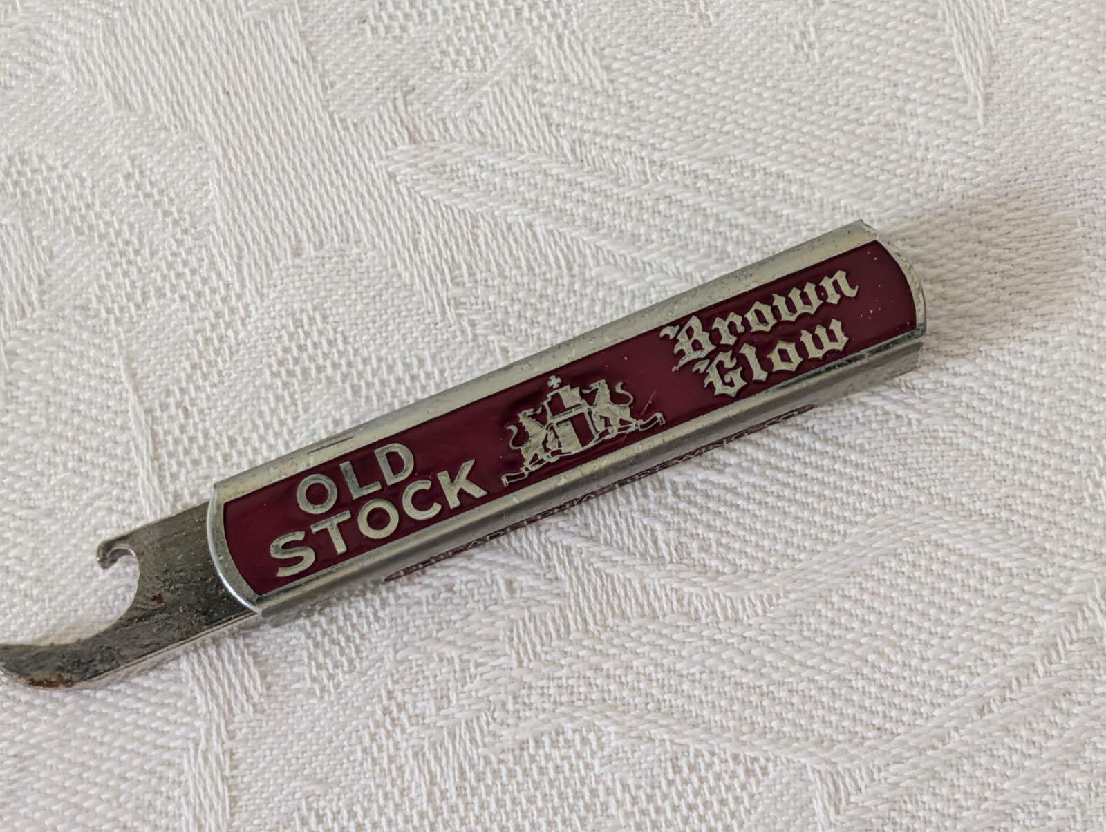 Vintage Antique Old Stock Brown Glow Beer Retractable Slide Pocket Bottle Opener