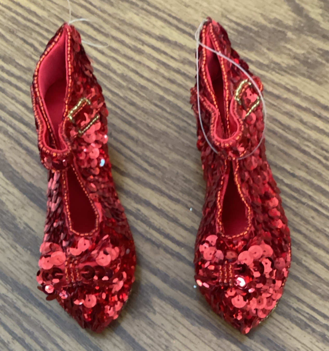 RUBY RED SLIPPER Ornament Sequin Wizard of Oz Dorothy Shoes Christmas 4” Gold