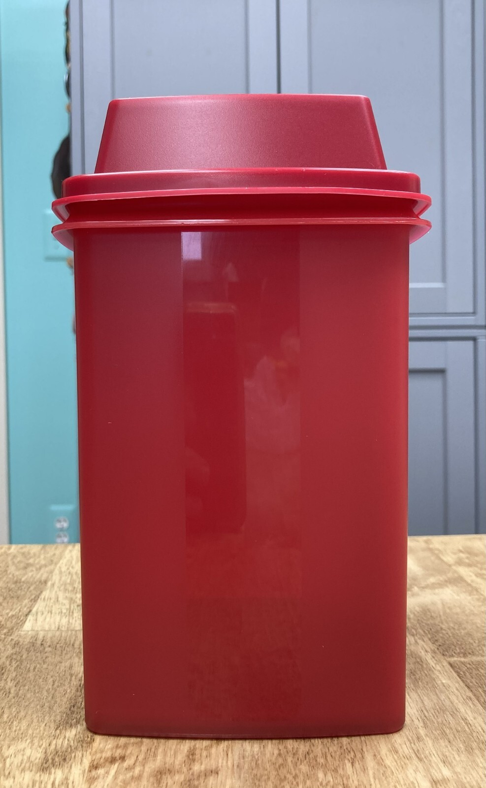 Tupperware Square & Round Large & Small Pick-A-Deli Keepers-NEW-SHIPPING INCL