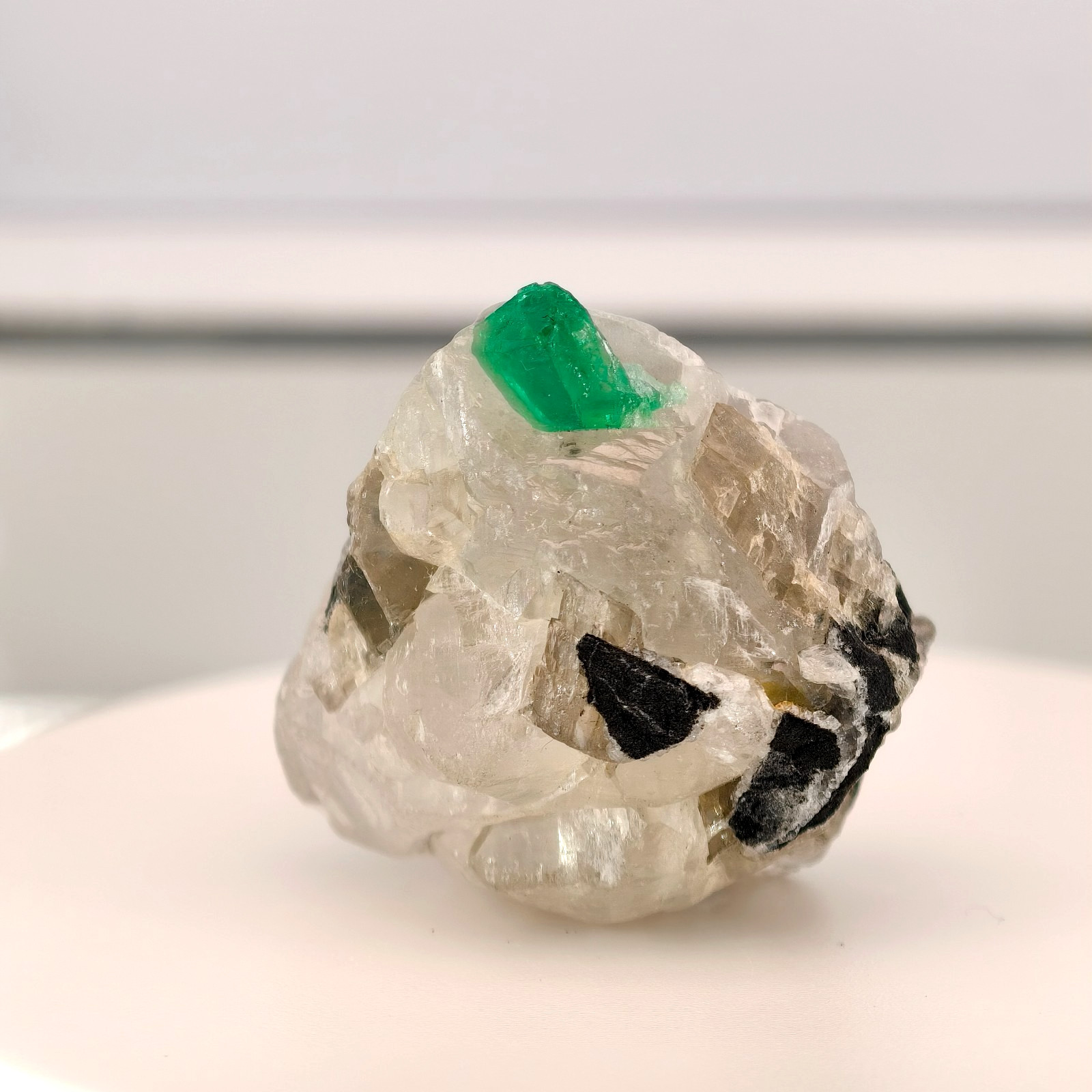 VERY CLEAR NATURAL EMERALD CRYSTAL ON MATRIX  FROM MUZO - COLOMBIA 7.8 grams