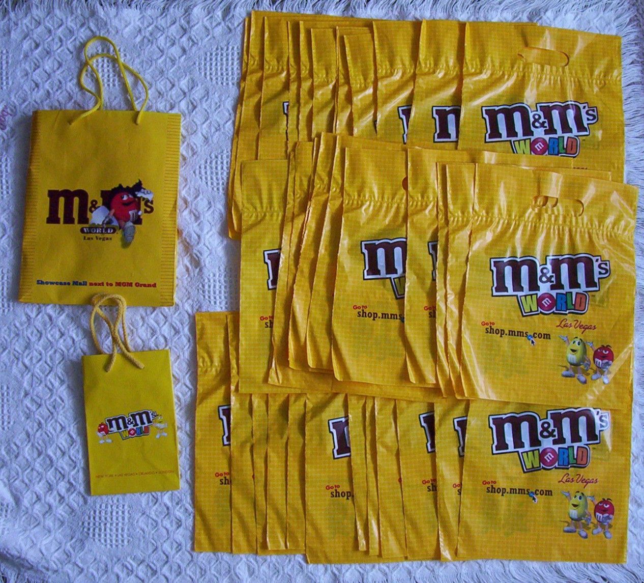 M&M World m & m\'s plastic treat bags birthday party gift Las Vegas lot x 37 NEW