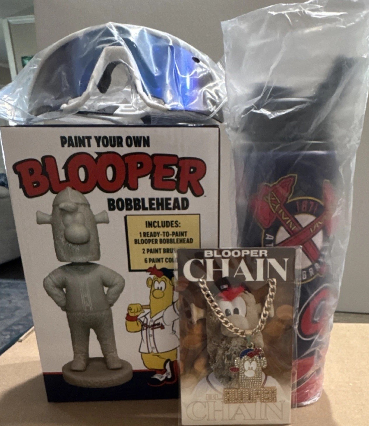Blooper Paintable Bobblehead Atlanta Braves Set with Chain, Bottle, Brushes