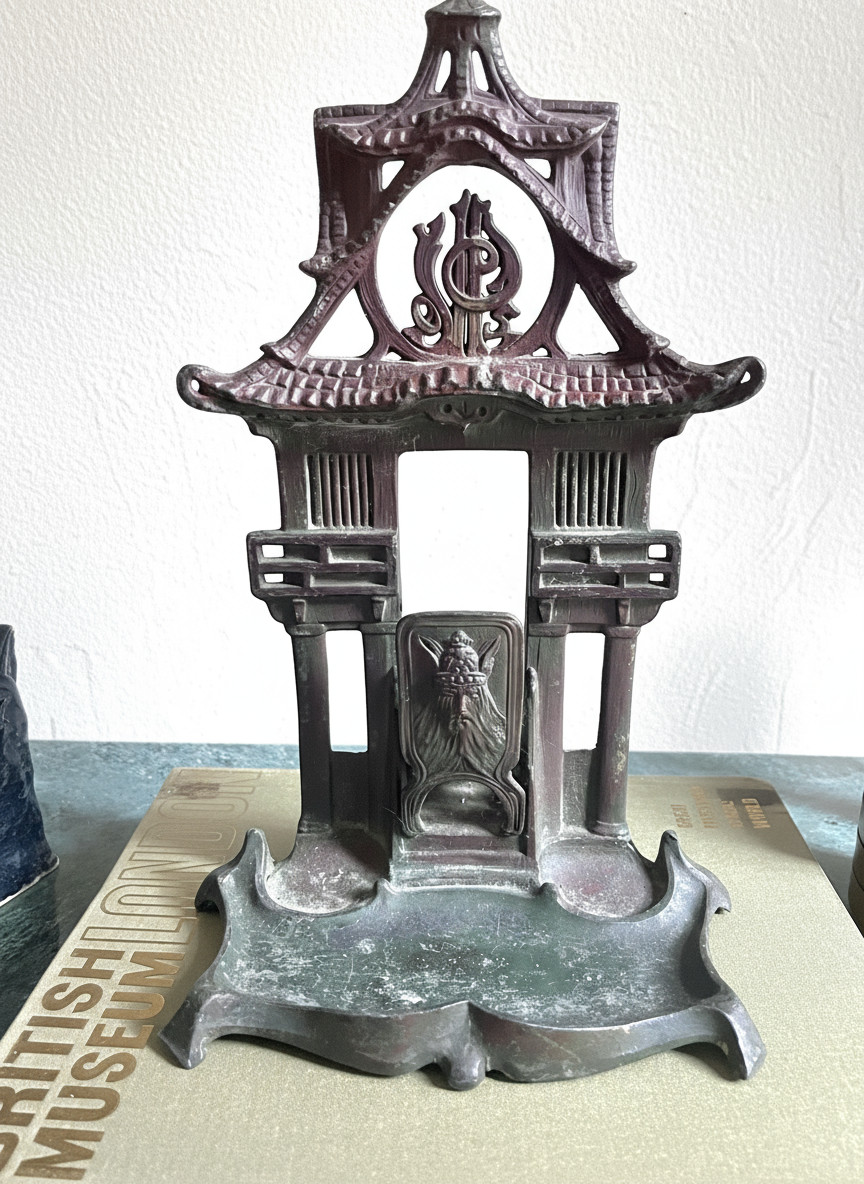 Rare Original 1905 St. Louis Veiled Prophet / Viking Pagoda Smoking Pipe Stand 