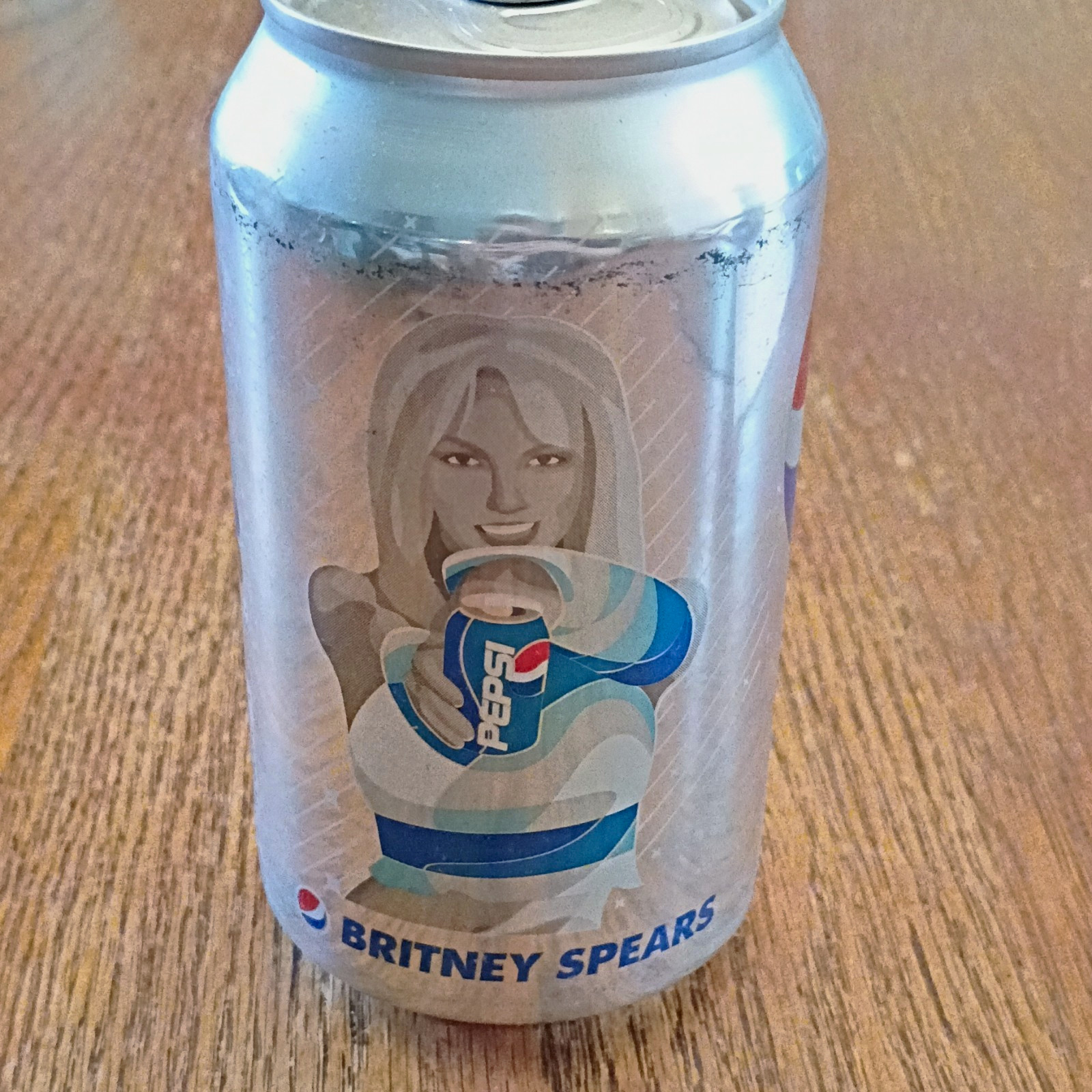 Pepsi Diet Pepsi Britney Spears 12 fl oz Collectible Soda Can