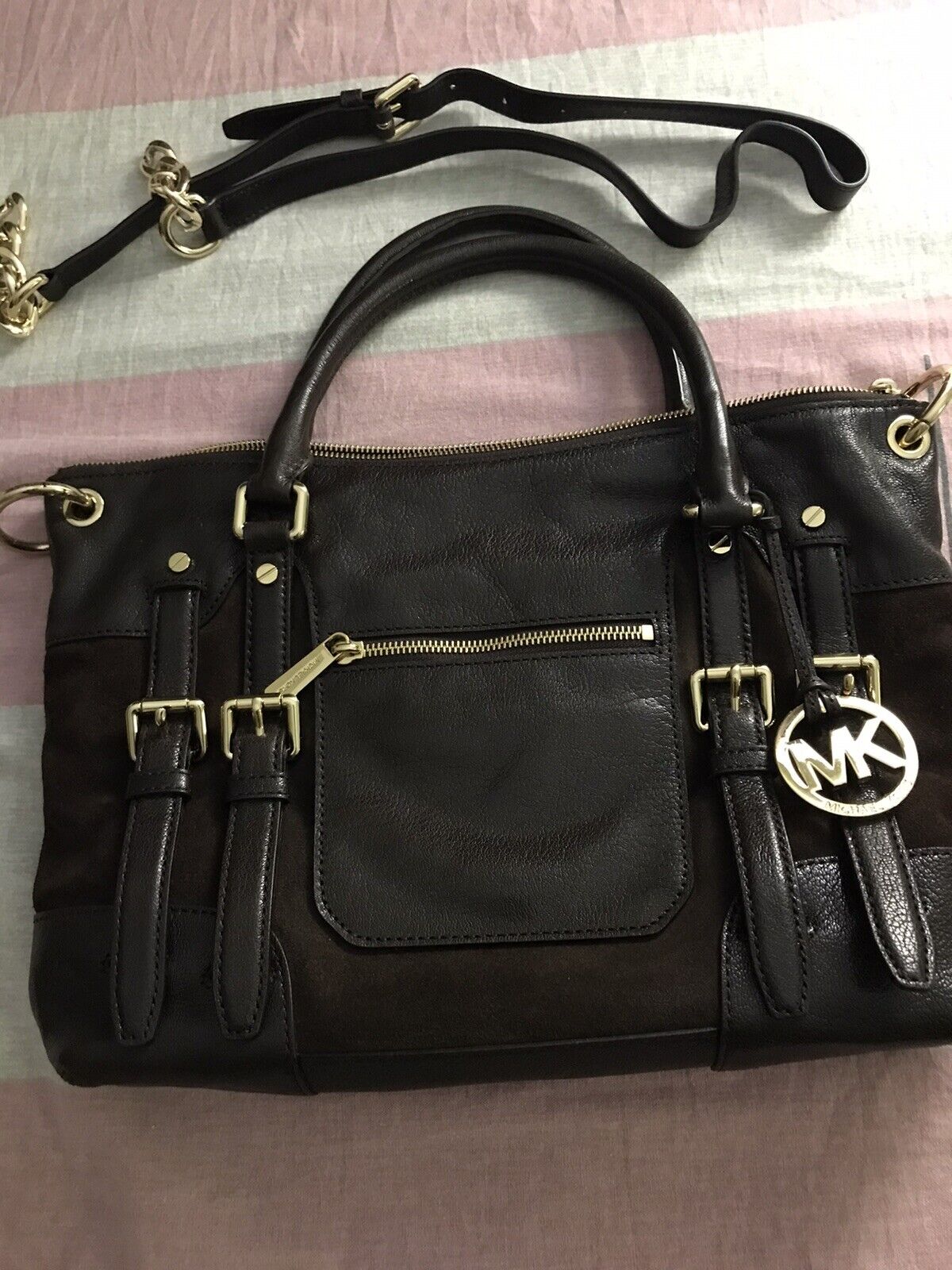 Michael Kors Handbag 99% new all leather bag - pick up only zip 94597