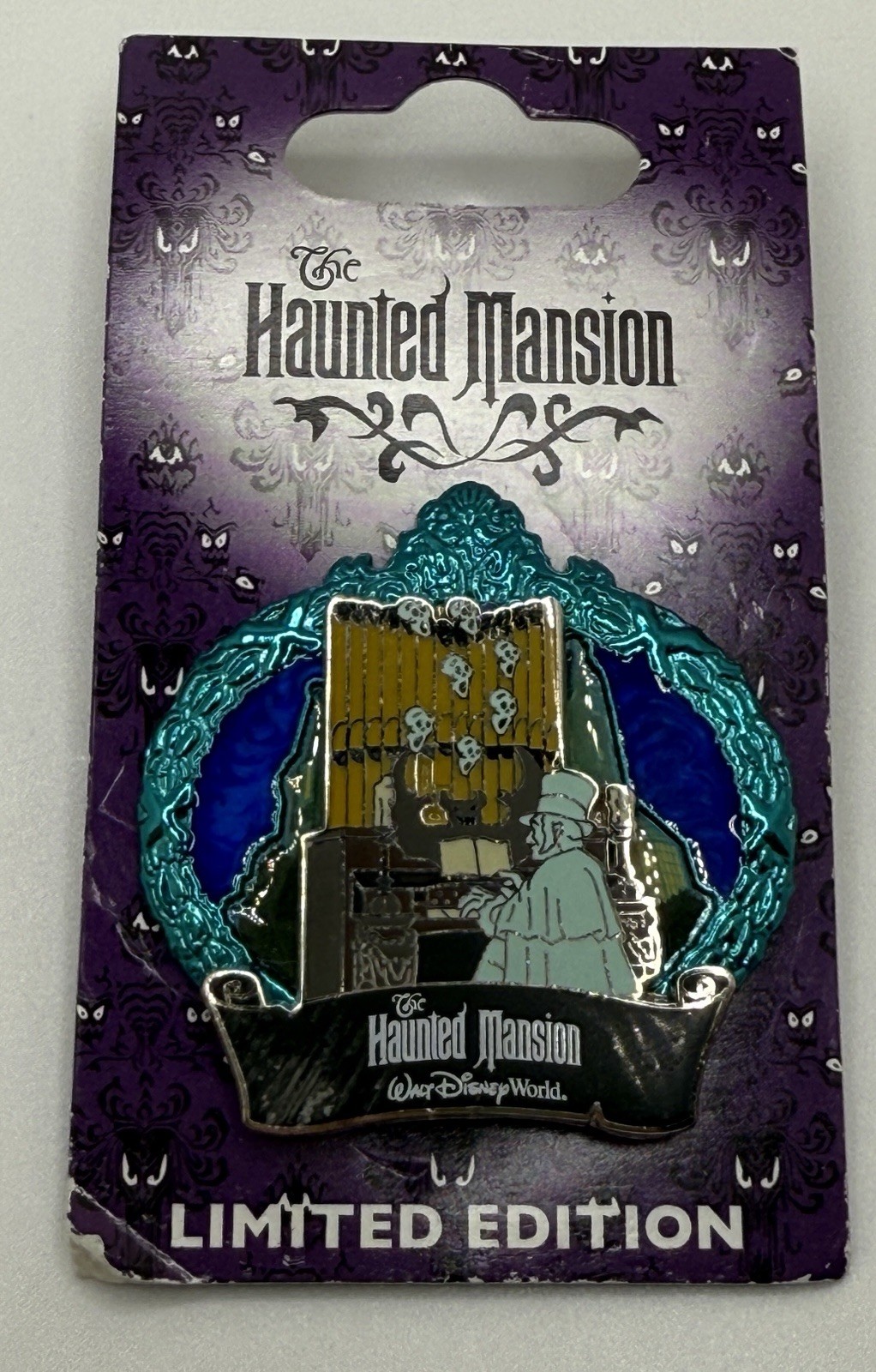 2009 Disney Happy Haunts Teal Frame Portrait Series The Organist LE Pin
