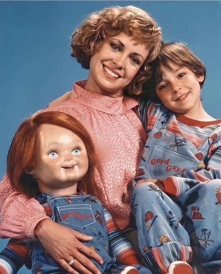 Child\'s Play 1988 Promotional photograph (chucky) Photo Collection