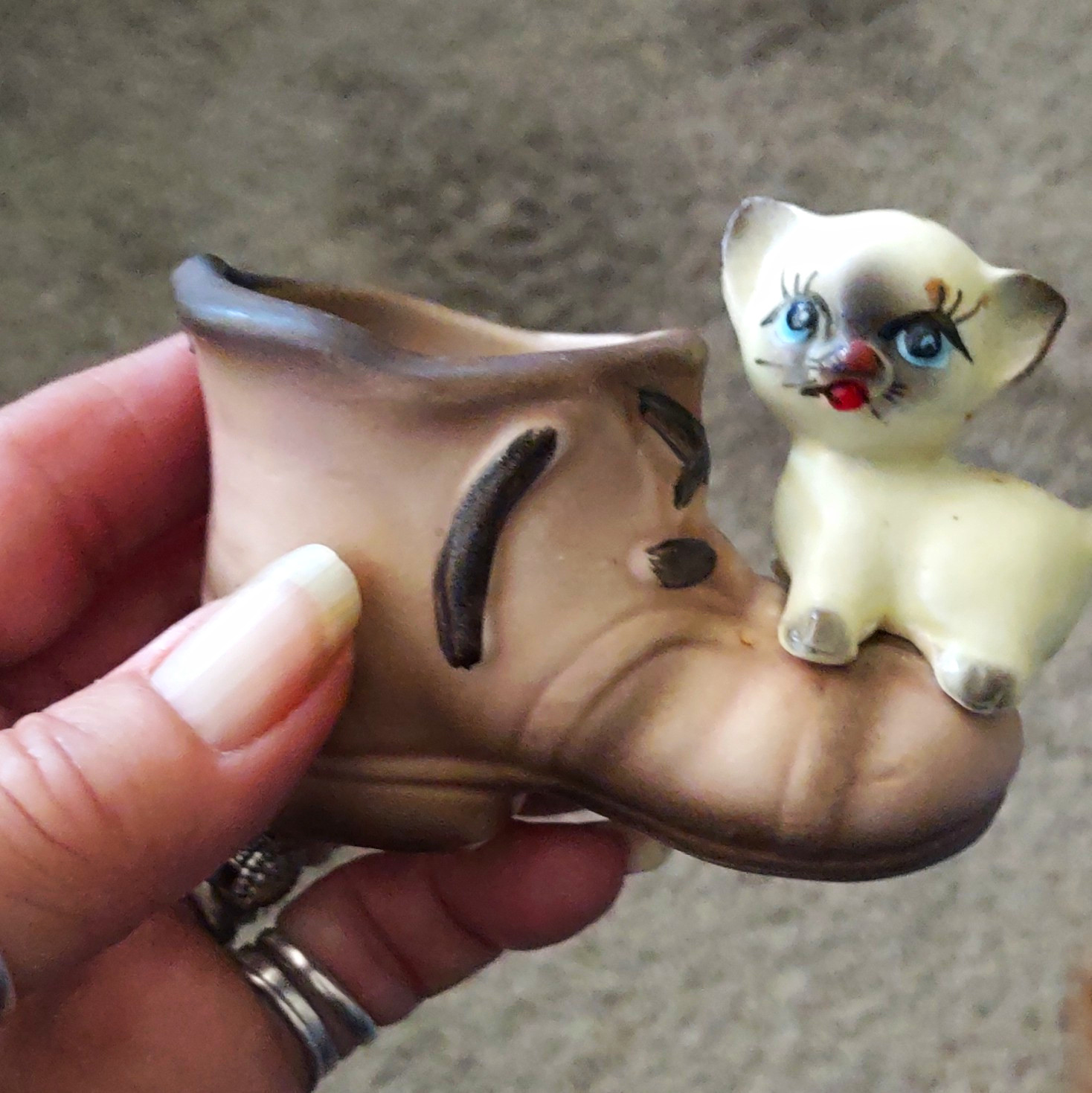 Enesco Ceramic Cat on Boot Figurine Brown Beige Animals 1950s 1 Pack