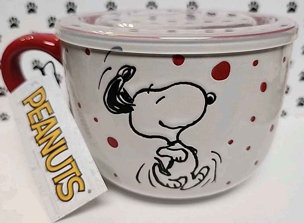 Peanuts Snoopy  23 oz. Soup Mug with Lid Red By Gibson Read