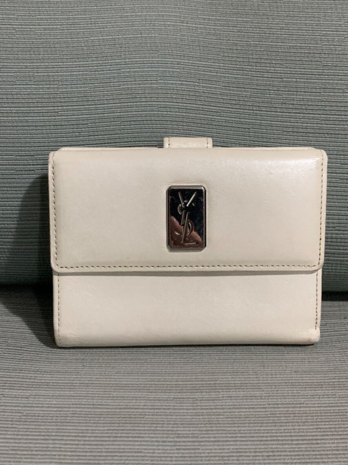 Authentic Yves Saint Laurent YSL Leather Bifold Wallet 