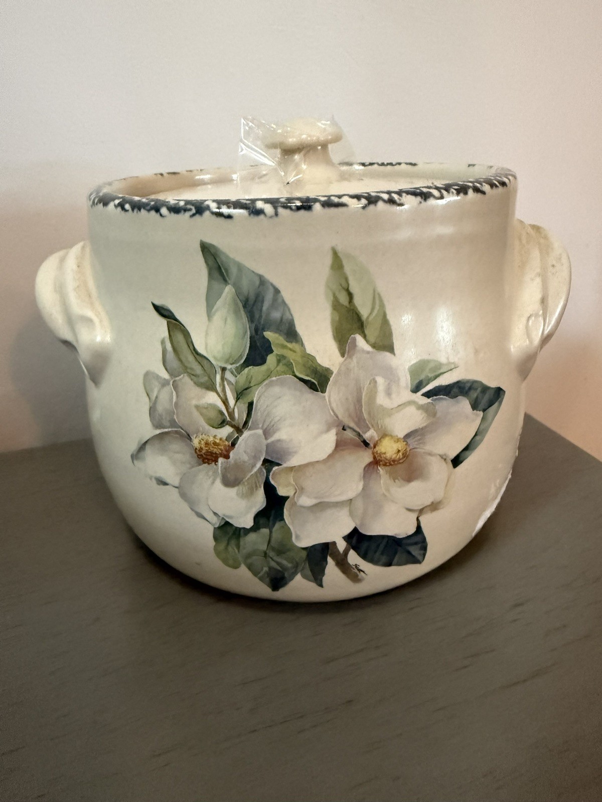Vintage Home & Garden Party White Magnolia Cookie Jar Canister Bean Pot Crock Lg