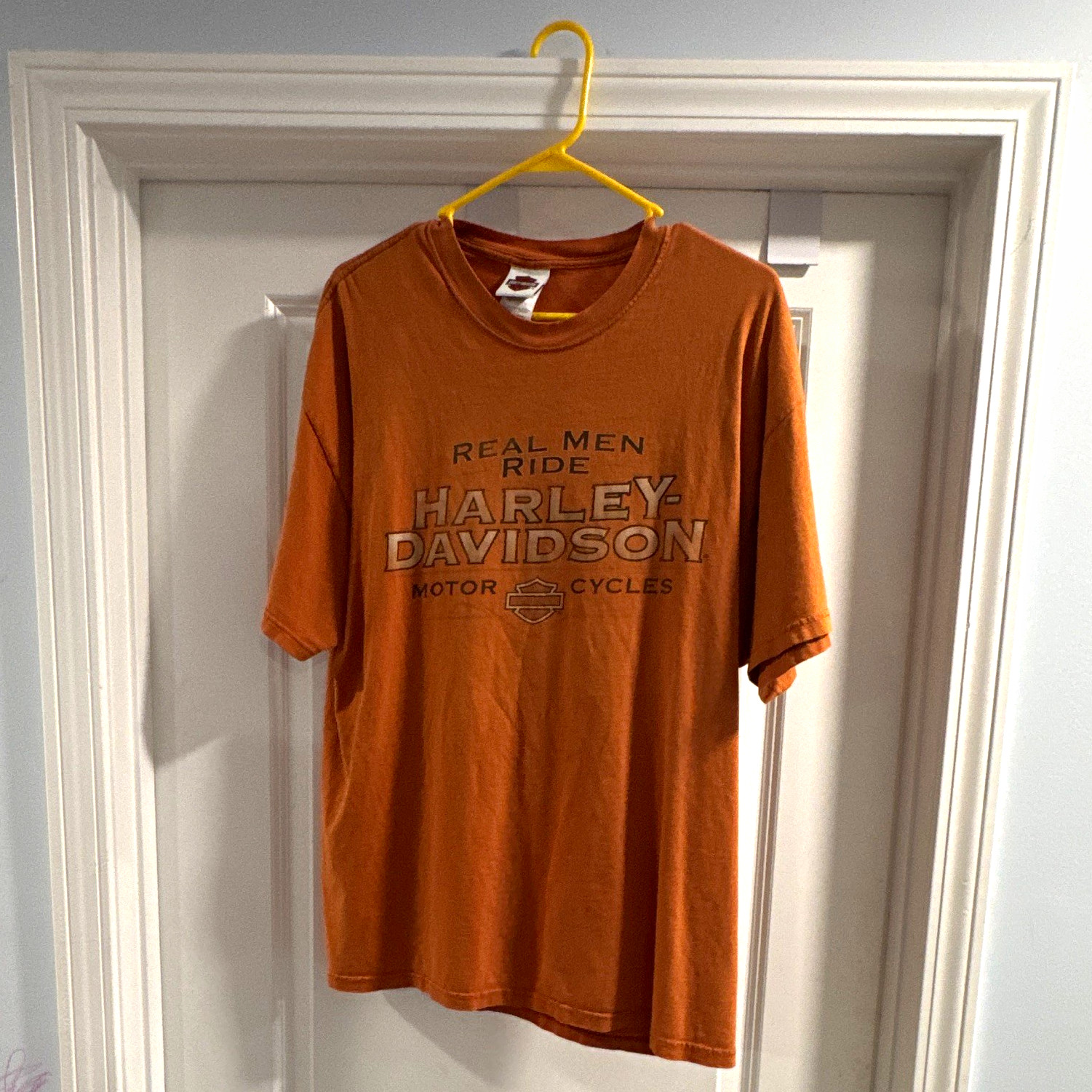Mens Vintage 2000s Harley-Davidson Real Men Ride Low Country Graphic T-Shirt XL