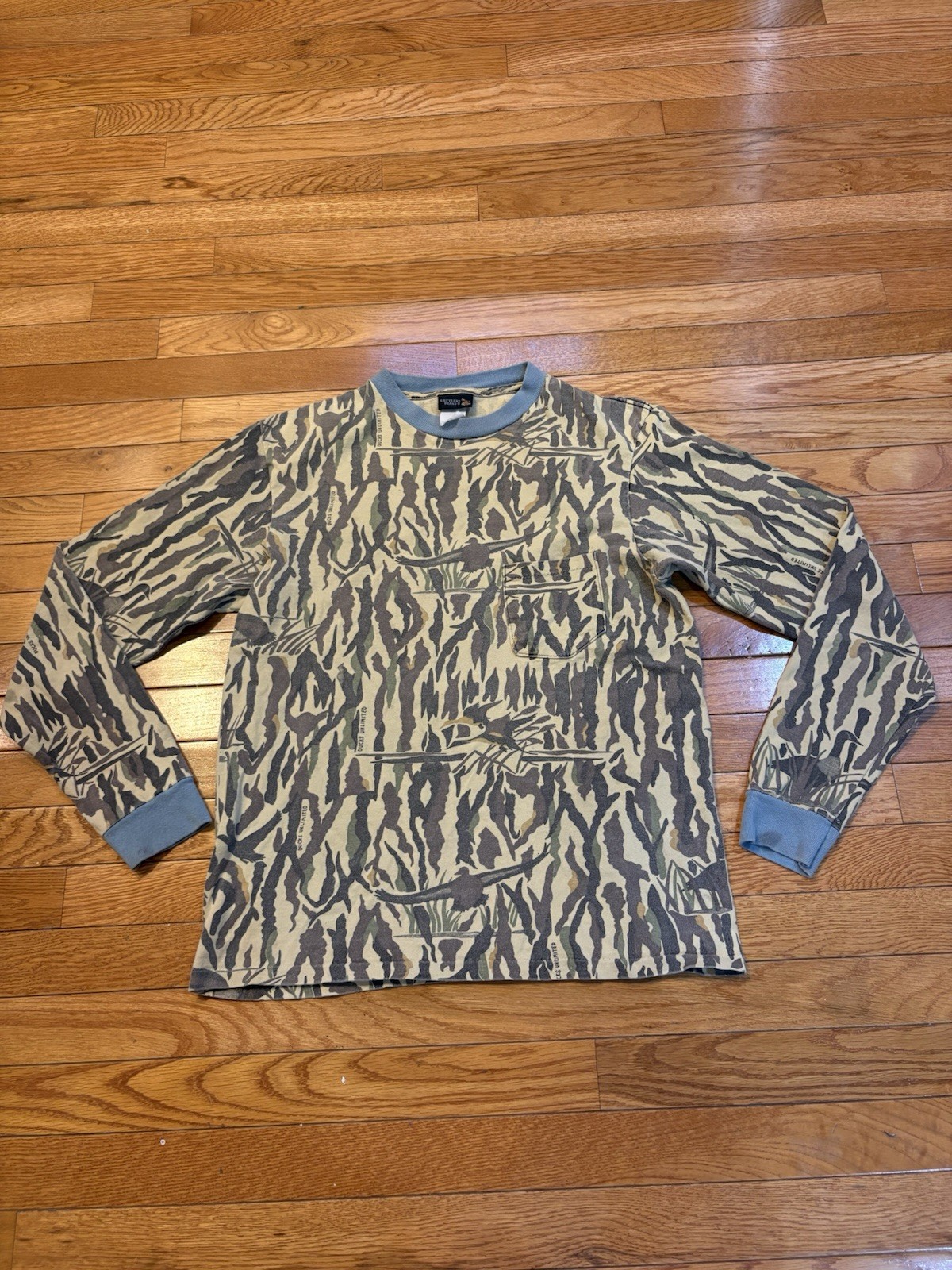 VTG 80s Rattlers Ducks Unlimited Vertical Bark Marsh Camouflage Mens S/M Shirt