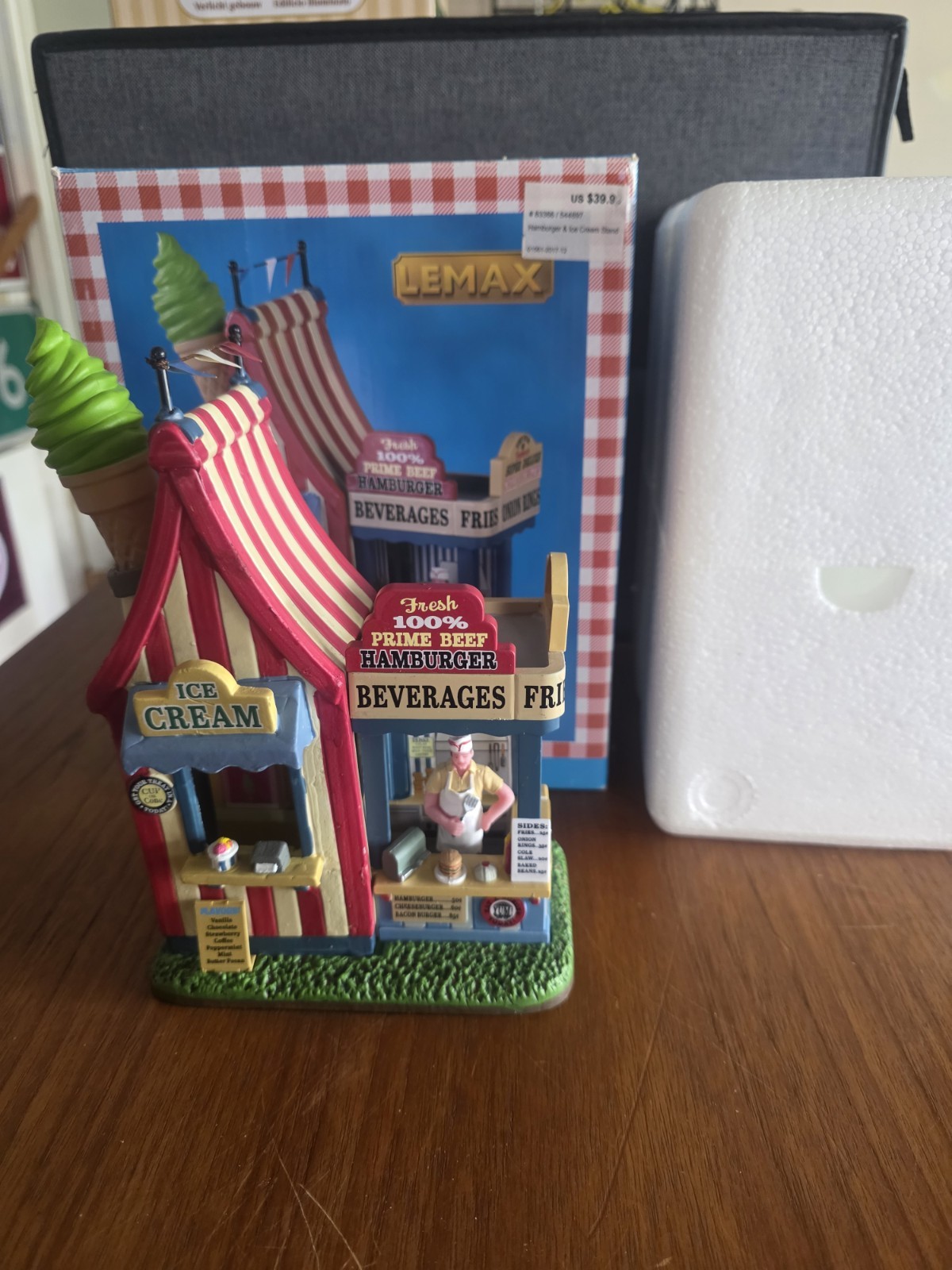 Lemax Carnival Table Accent 2018 Hamburger And Ice Cream Stand #83366  In Box