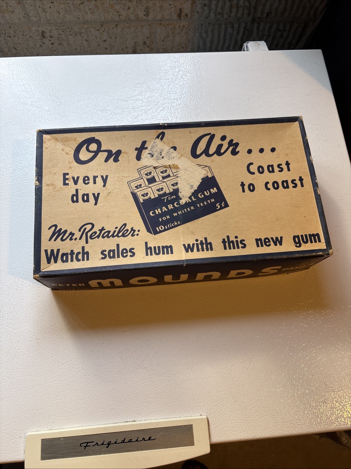 Vintage Peter Paul’s Mounds Charcoal Gum Box 1930s-40s Empty