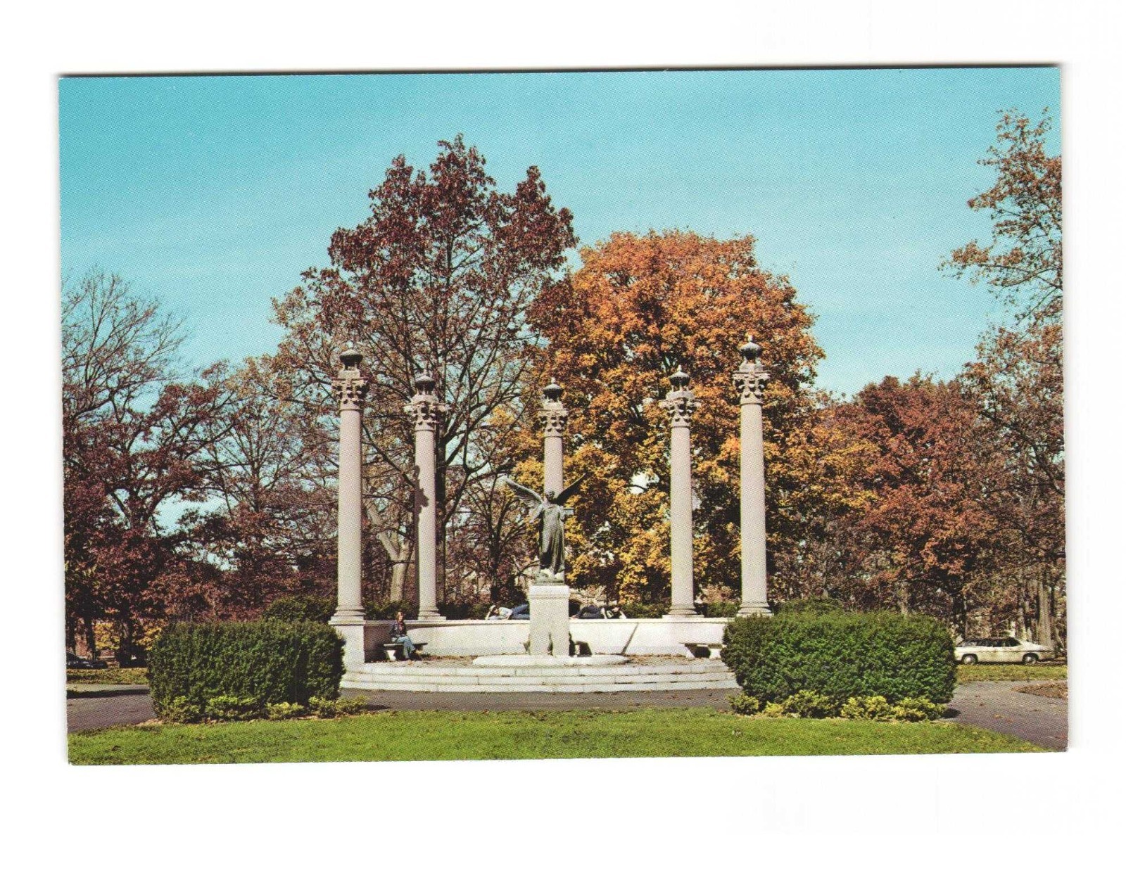 Beneficence Monument Ball State University, Muncie, Ind, Vintage Postcard 