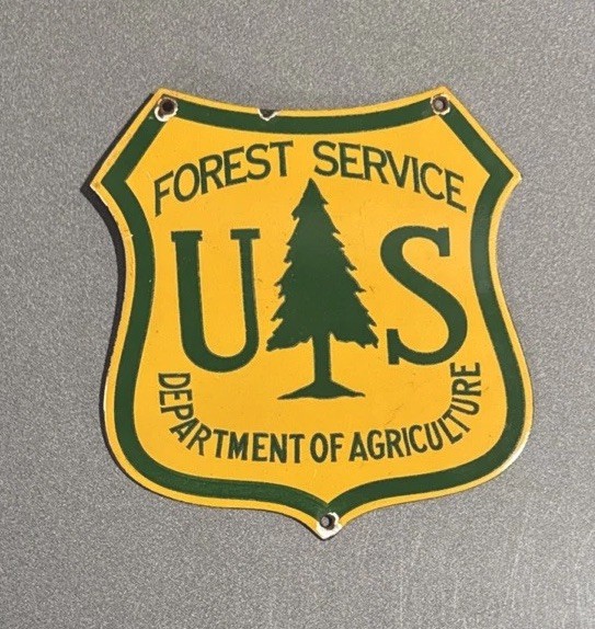 VINTAGE US FOREST FISH HUNT PORCELAIN SIGN CAR GAS MOTORCYCLE OIL TRUCK
