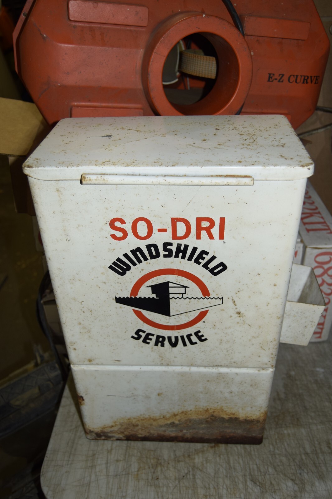 Vintage SO-DRI WINDSHIELD SERVICE Gas Station Metal Paper Towel Dispenser