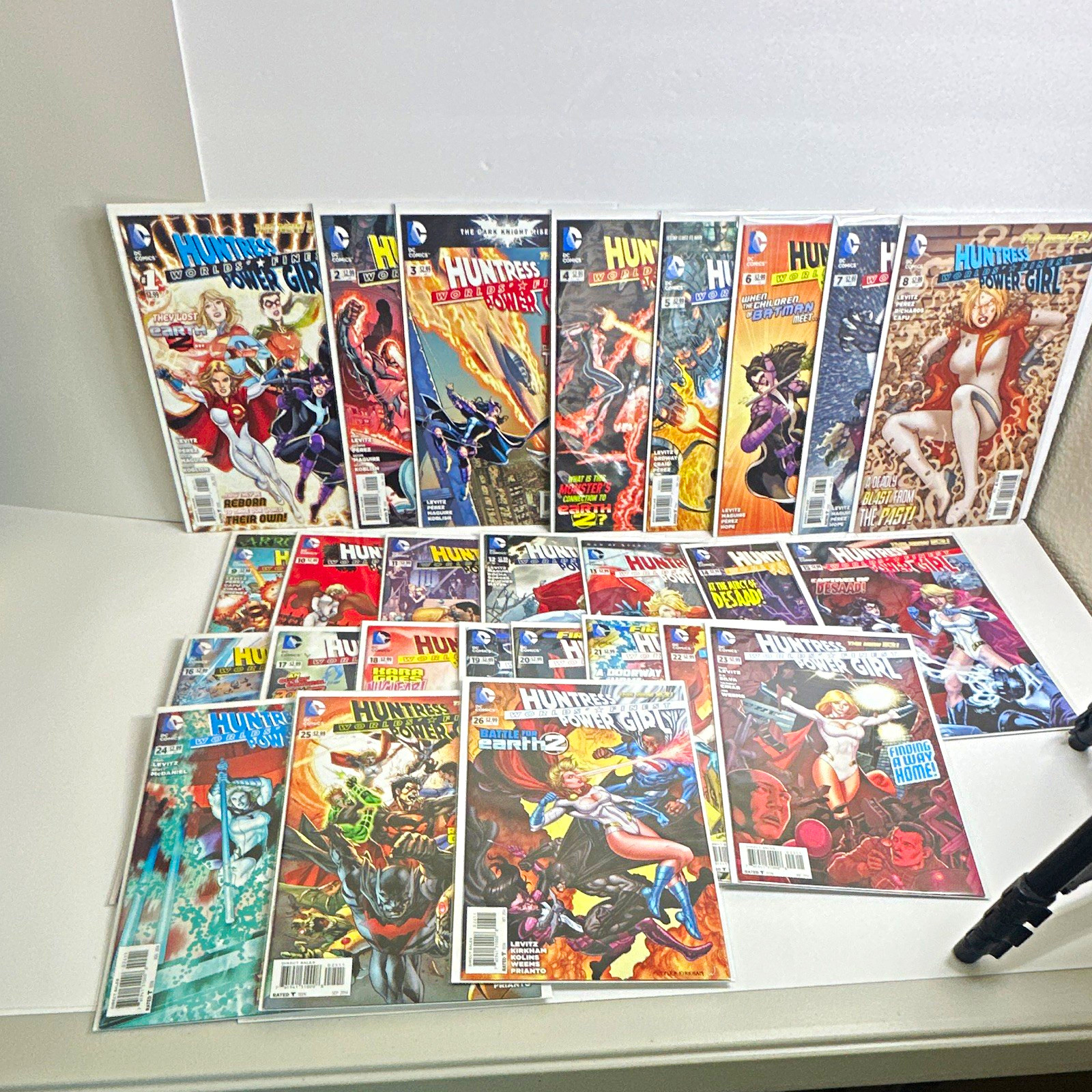 DC Comics Huntress/Power Girl Comic Book Lot Modern Age Paul Levitz #1-26 