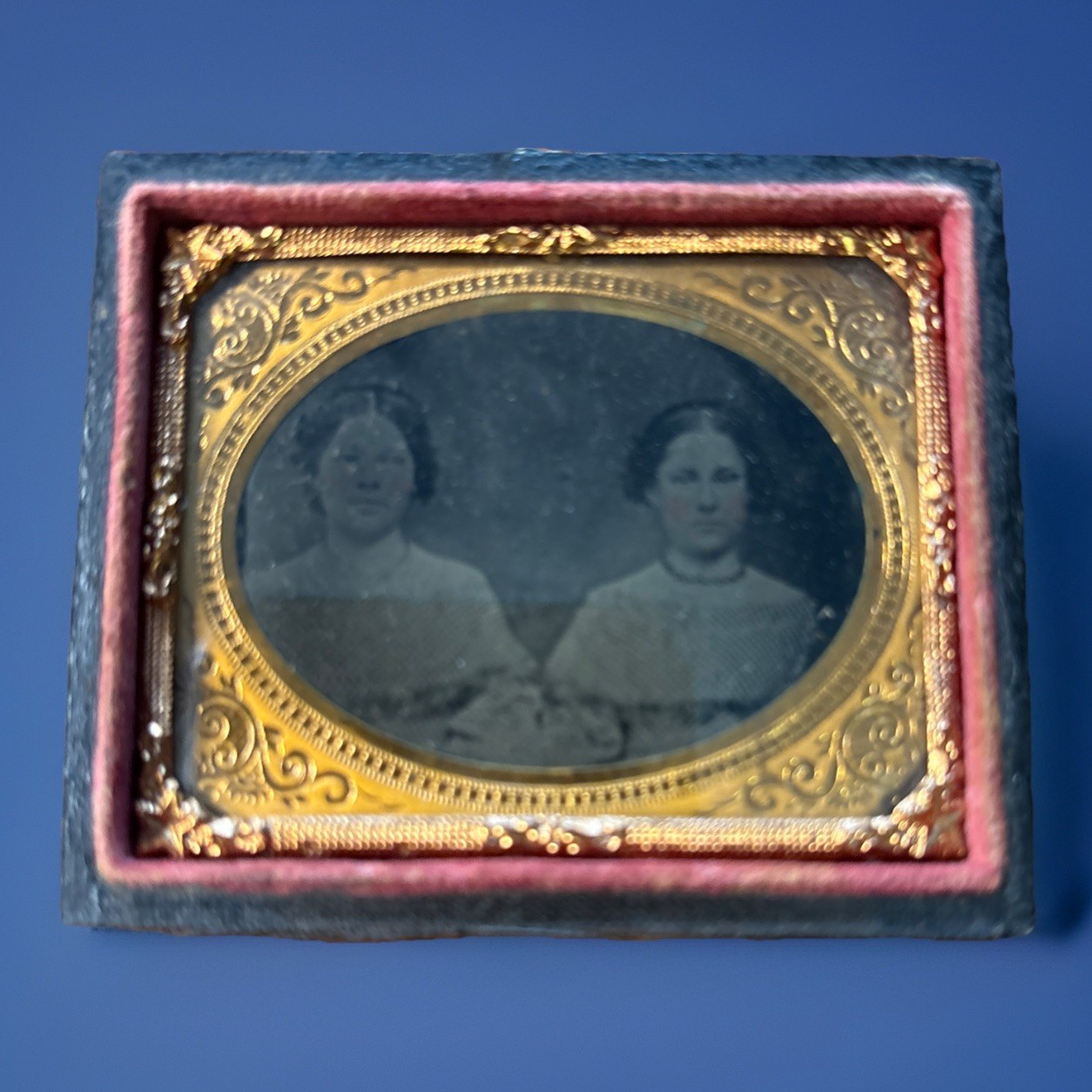 Antique 1/9th Ambrotype  Plate Antique Photograph & Case Adult Sisters  (W)
