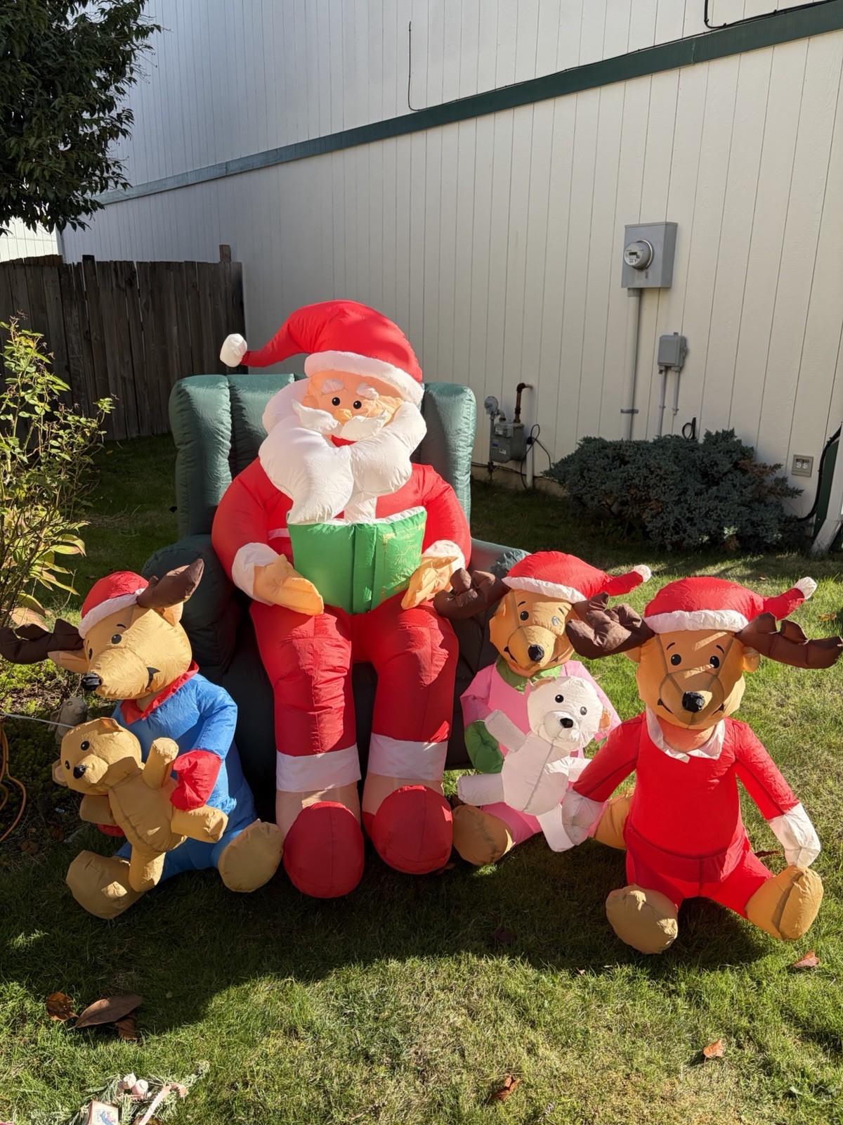 2010 Gemmy Santa Bedtime Story Christmas Airblown Inflatable READ DESCRIPTION