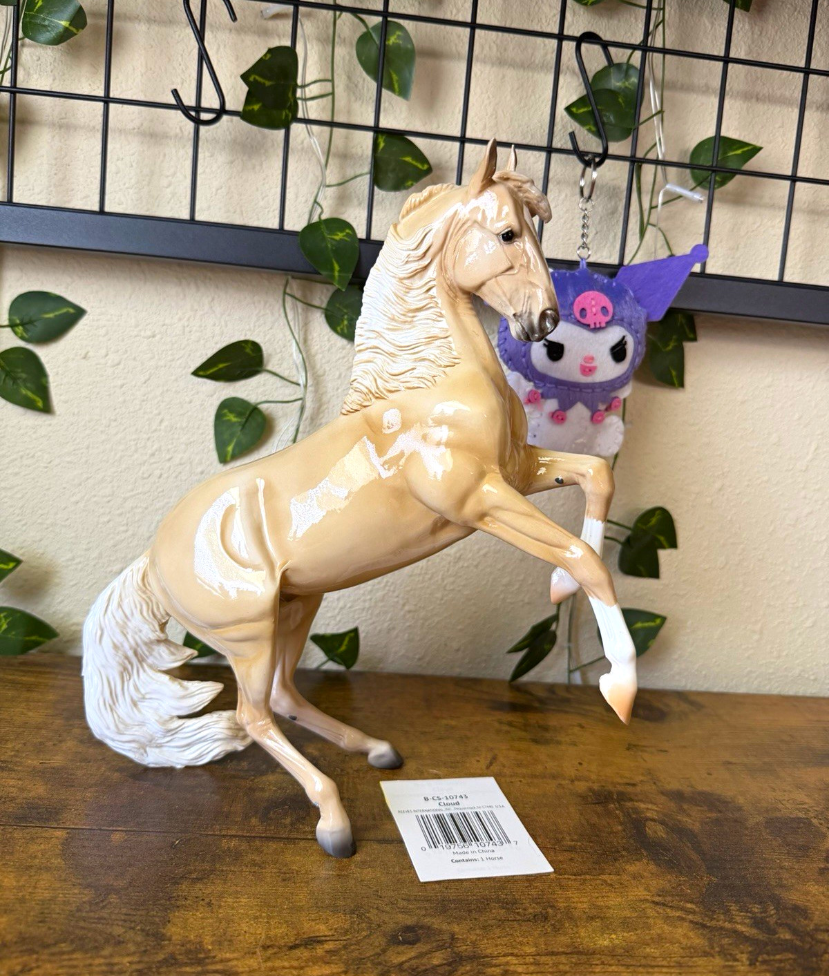 Breyer Traditional - GLOSSY Cloud CCA model - WITH BARCODE -