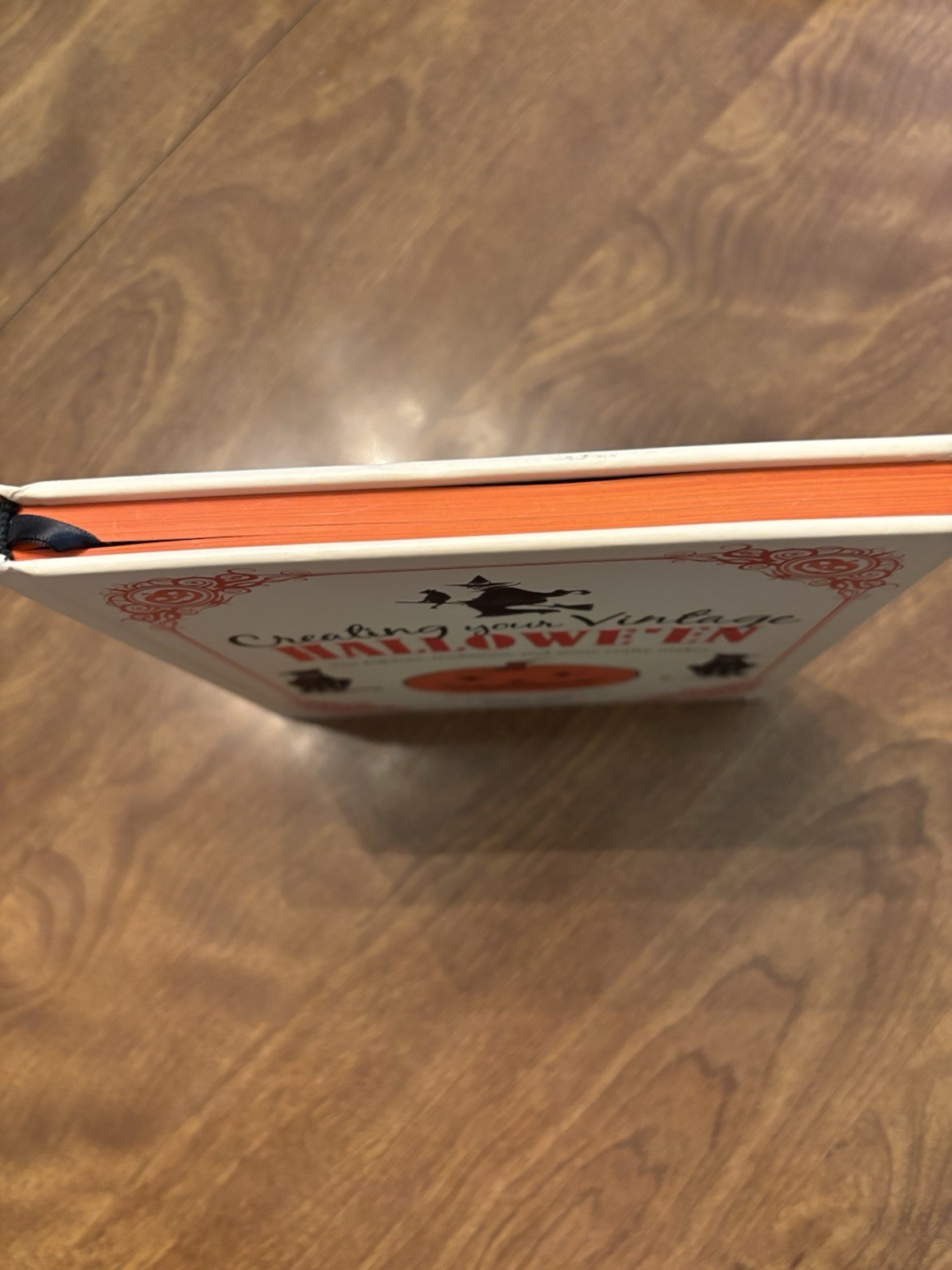NWT Halloween Pumpkin Kids Crafts Themed Book In ORANGE and BLACK.