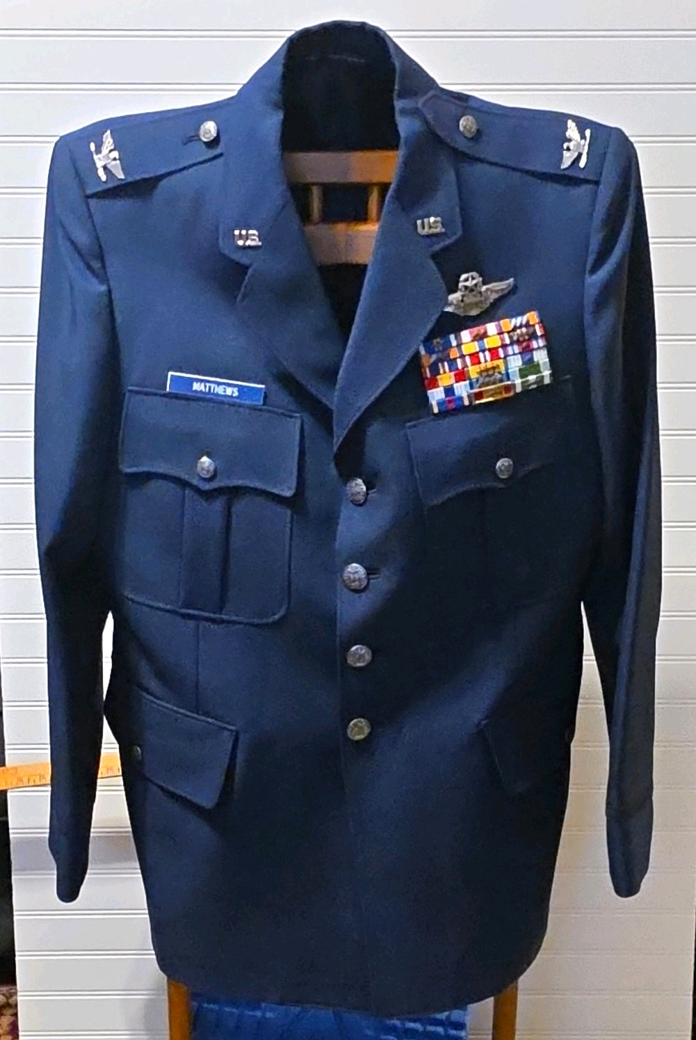 USAF Blue Dress Coat  Colonel Rank, Command Pilot Wings, Vietnam & Valor Ribbons
